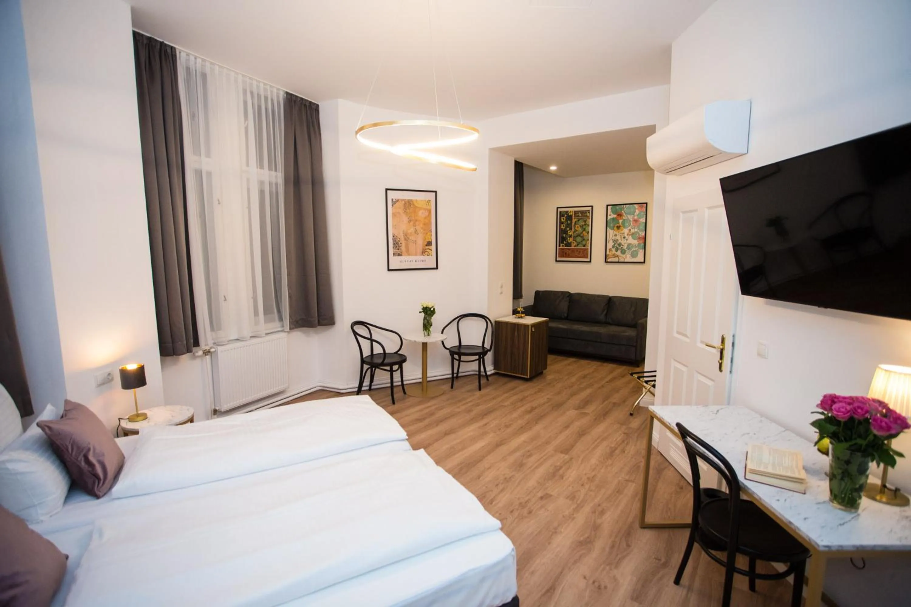 Bed in Pension Central I Self Check In