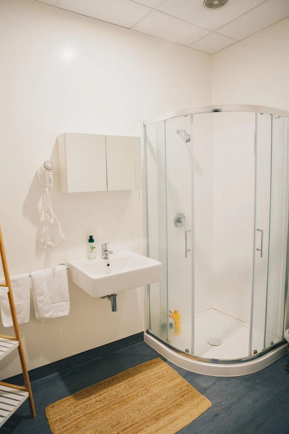 Bathroom in Liberty Apartment Hotel