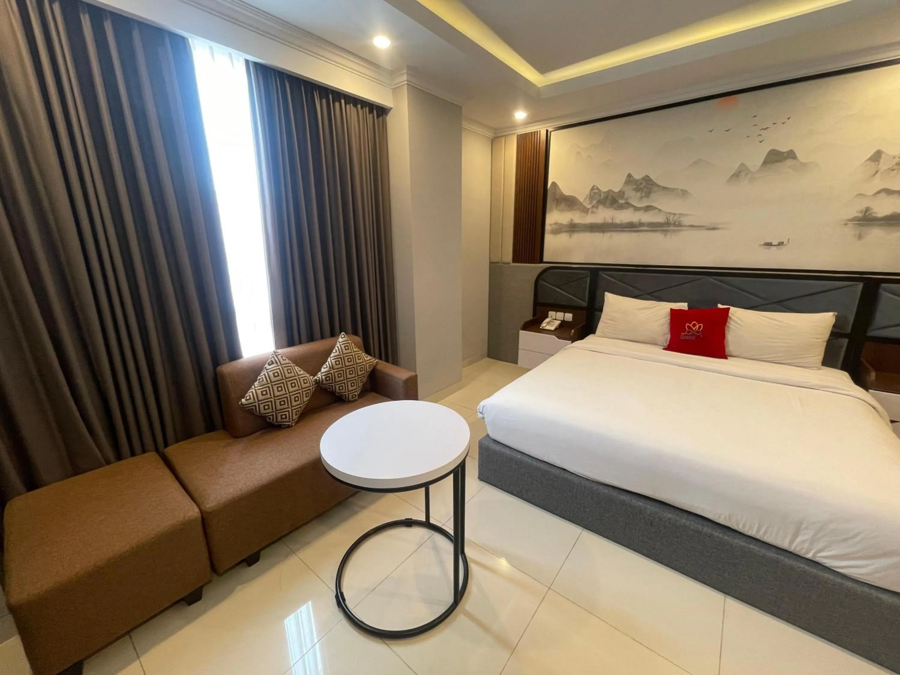 Bed in Solo Grand City
