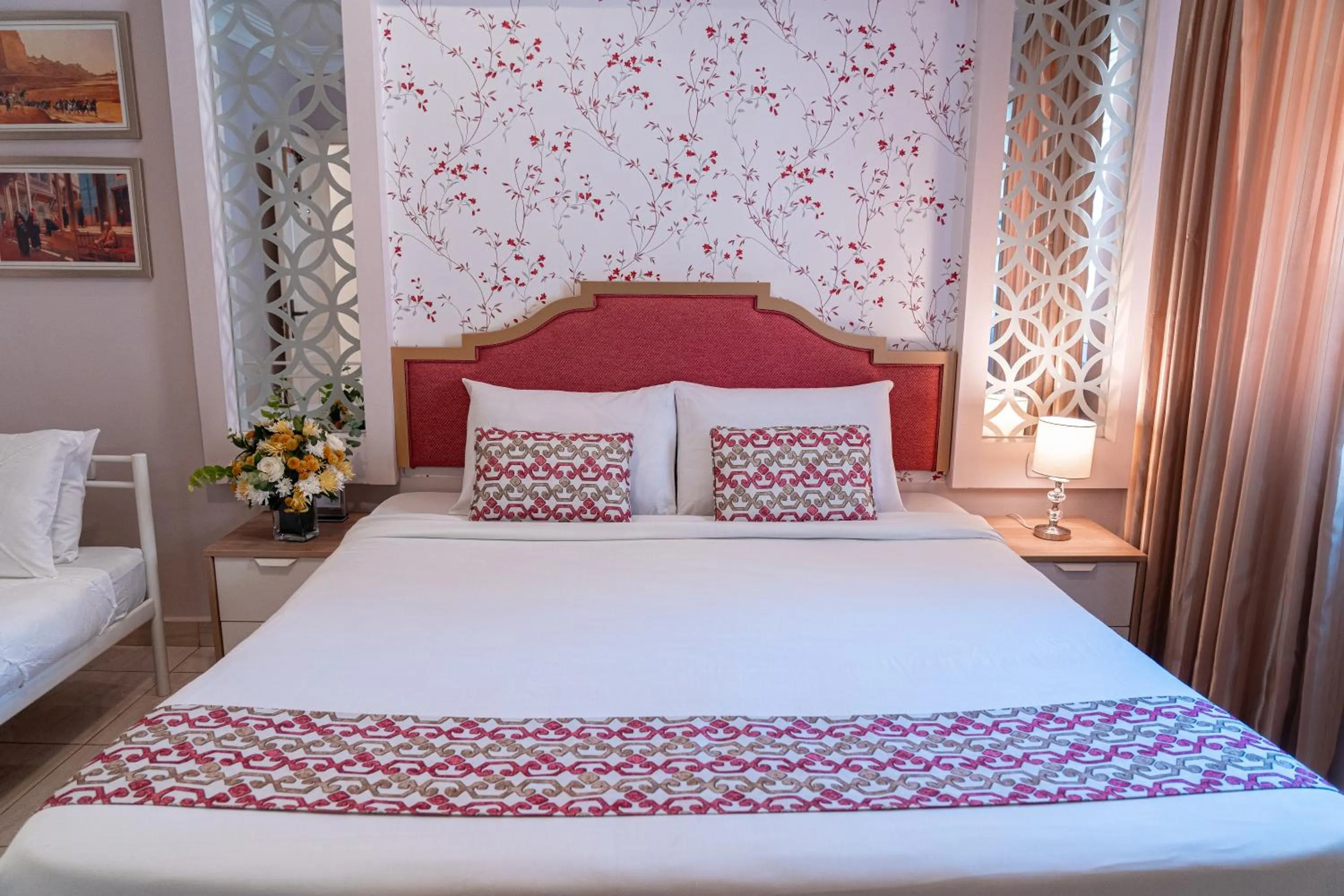 Bed in Gallery Hotel