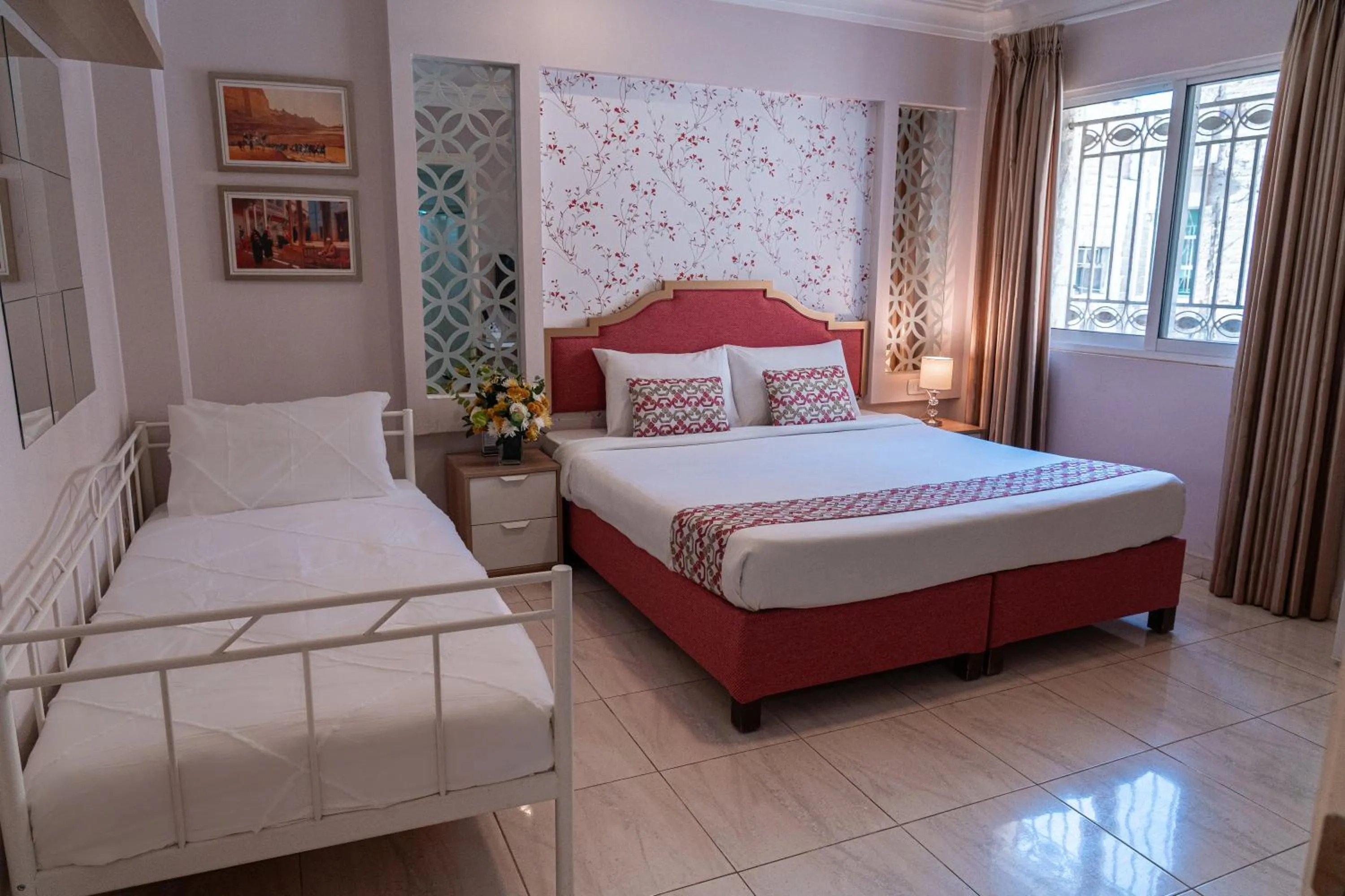 Bed in Gallery Hotel