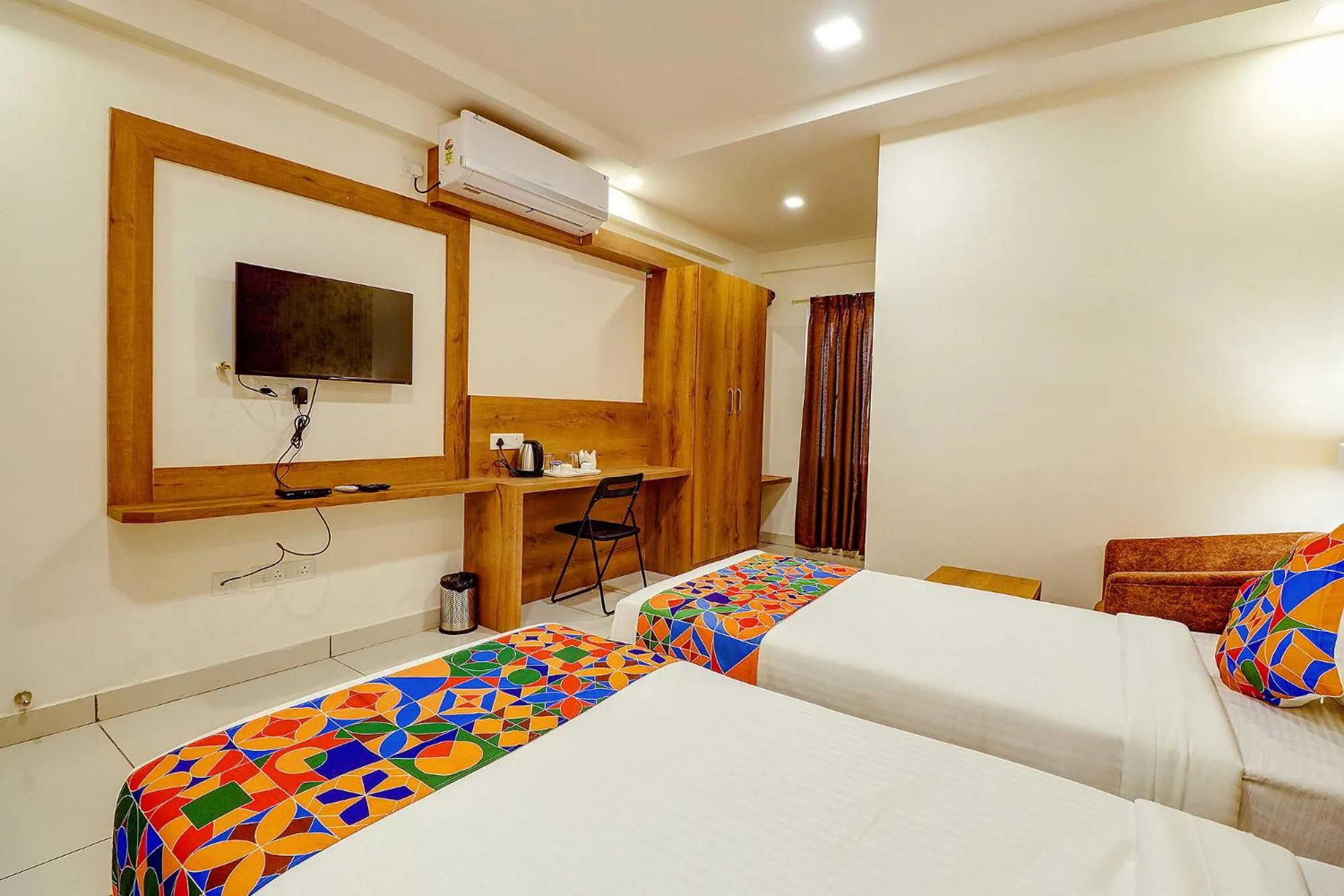 TV and multimedia, Bed in FabHotel Rotano Grand Marathahalli