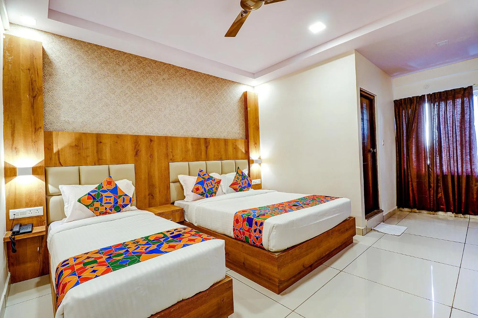 Bed in FabHotel Rotano Grand Marathahalli