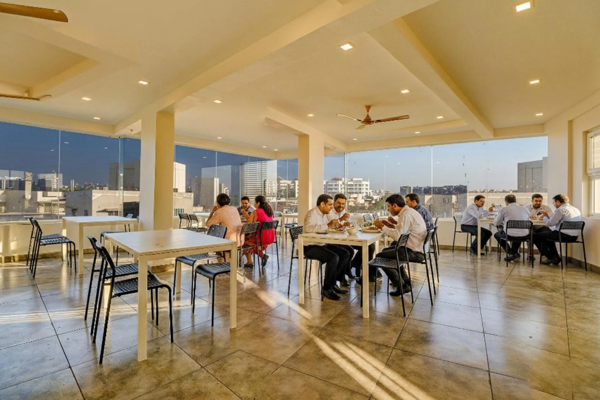 Restaurant/places to eat in FabHotel Rotano Grand Marathahalli