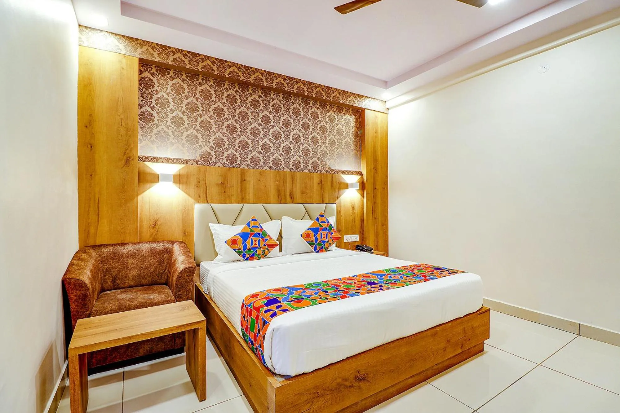 Bed in FabHotel Rotano Grand Marathahalli