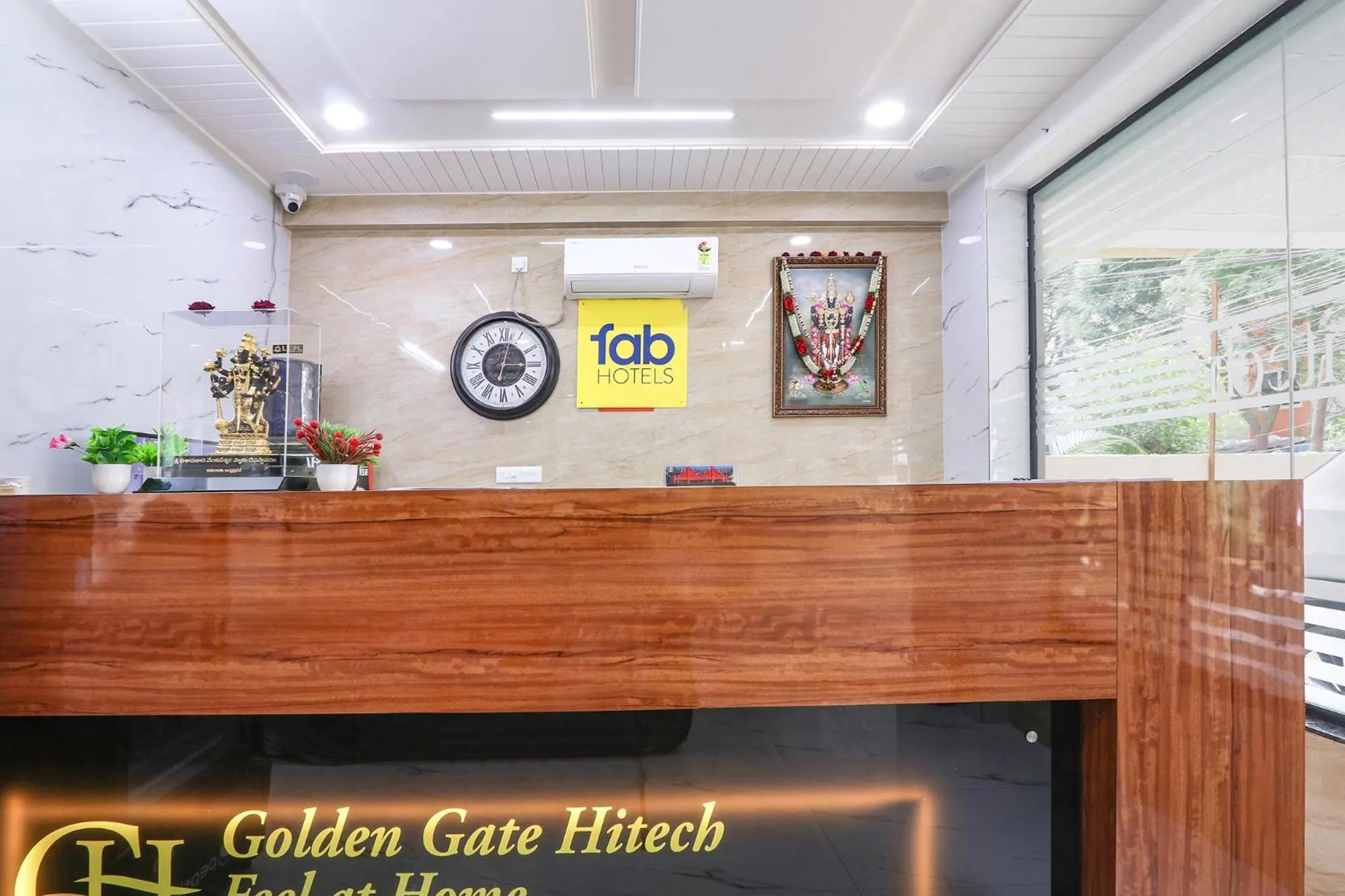 Lobby or reception in FabHotel Golden Hitech - Nr Hitech City