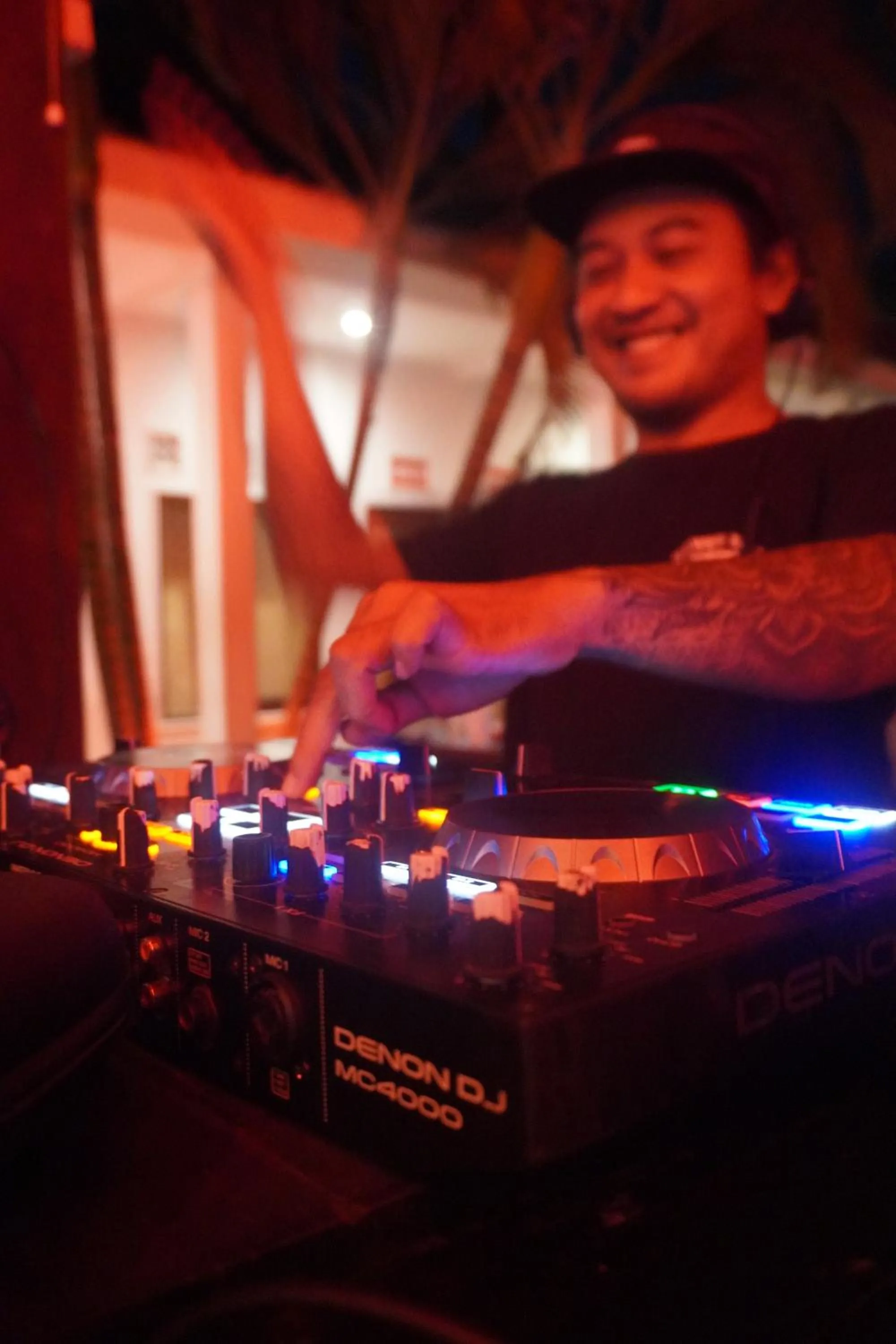 Nightclub / DJ in Indonesia Backpacker Hostels