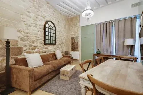 Charming apartment - 2BR-6P - Rue mouffertard Charming apartment - 2BR-6P - Rue mouffertard
