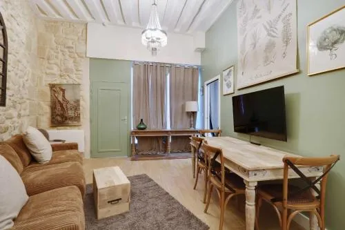 Living room in Charming apartment - 2BR-6P - Rue mouffertard