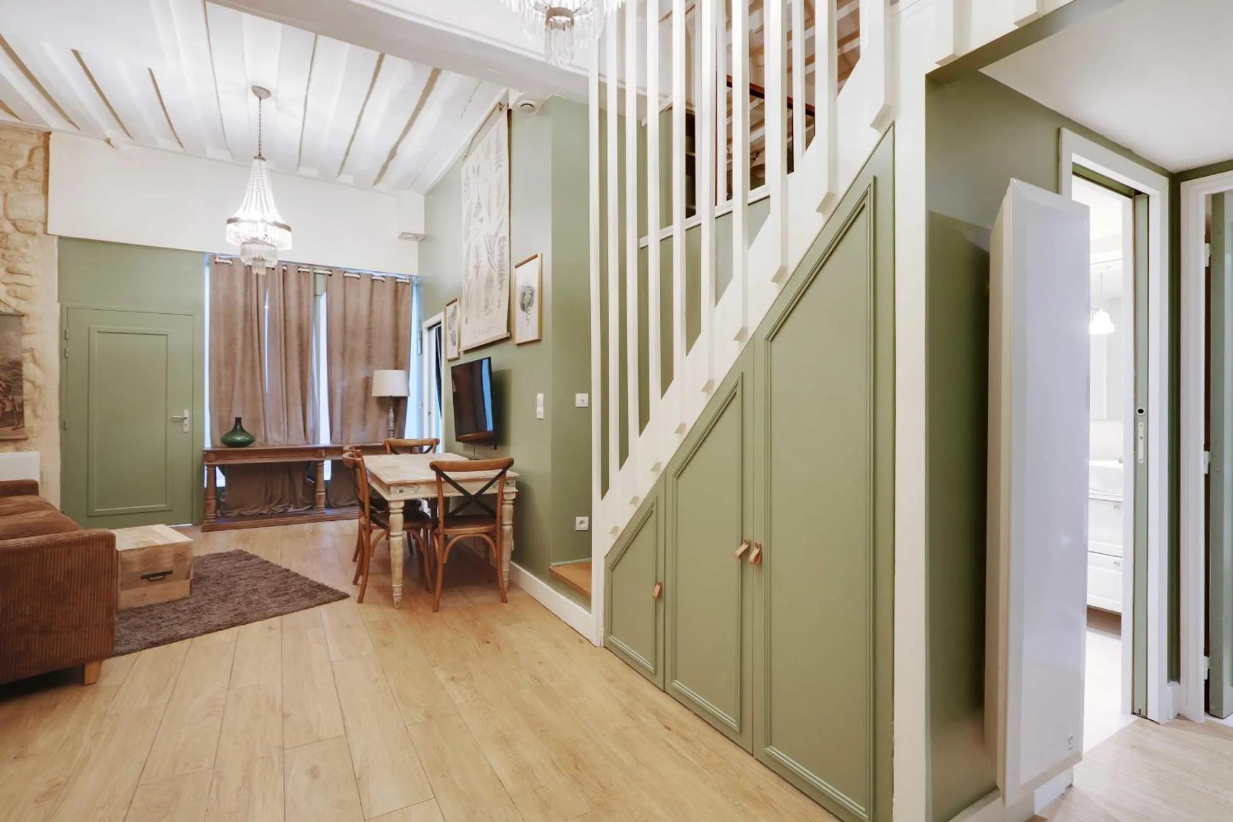 Living room in Charming apartment - 2BR-6P - Rue mouffertard