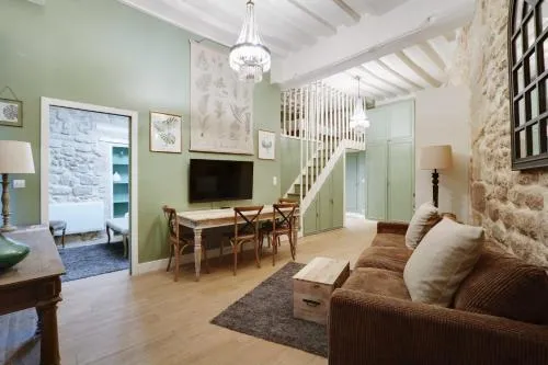 Living room in Charming apartment - 2BR-6P - Rue mouffertard
