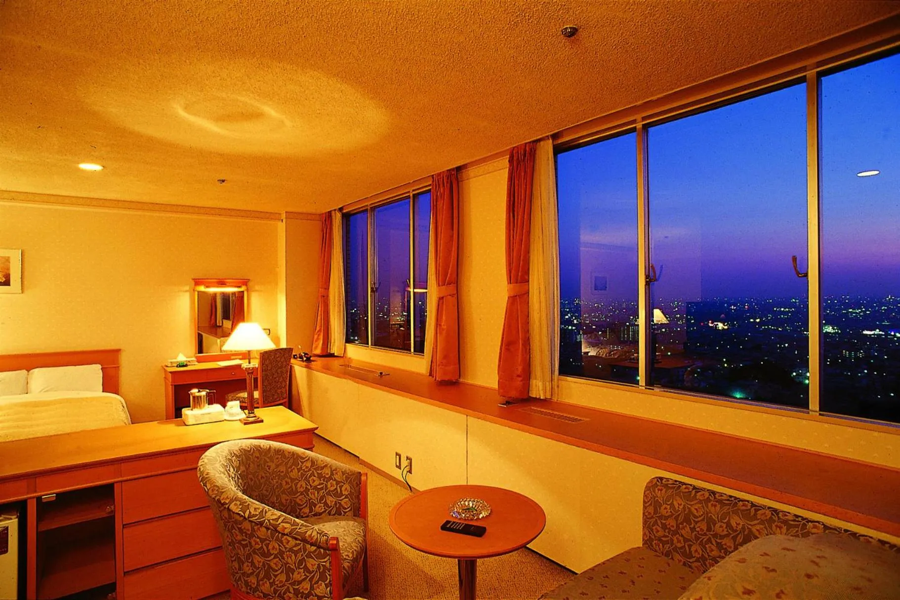 Living room, Bed in Hotel Seiryu Japanese Spa inn with spectacular view in Osaka