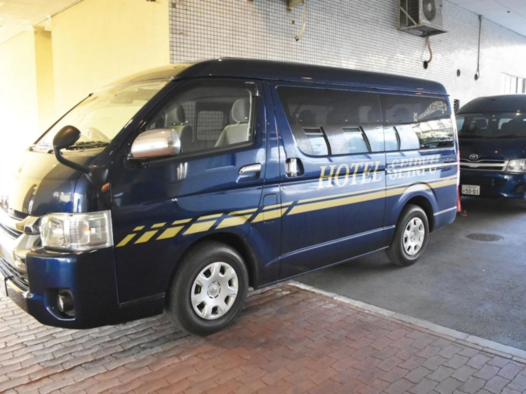 Parking in Hotel Seiryu Japanese Spa inn with spectacular view in Osaka