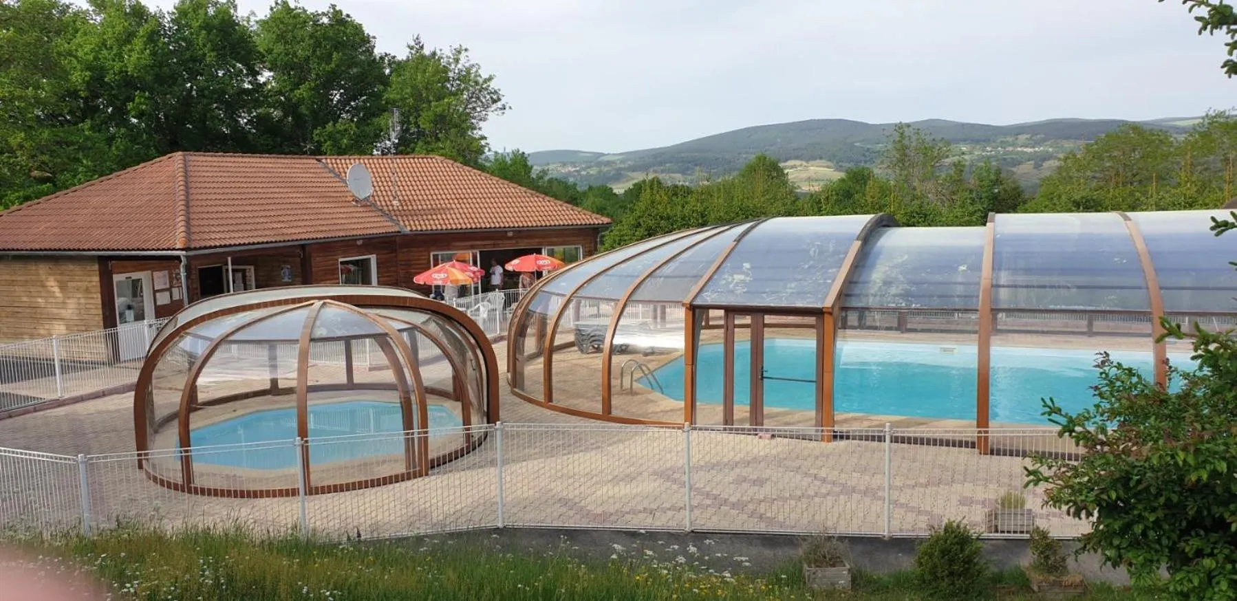 Swimming pool in Les Chalets de la MARGERIDE