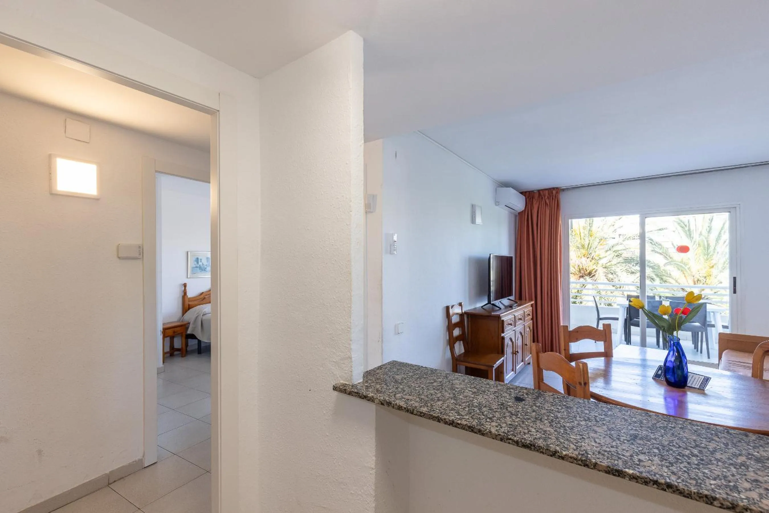 Kitchen or kitchenette in Rentalmar Royal