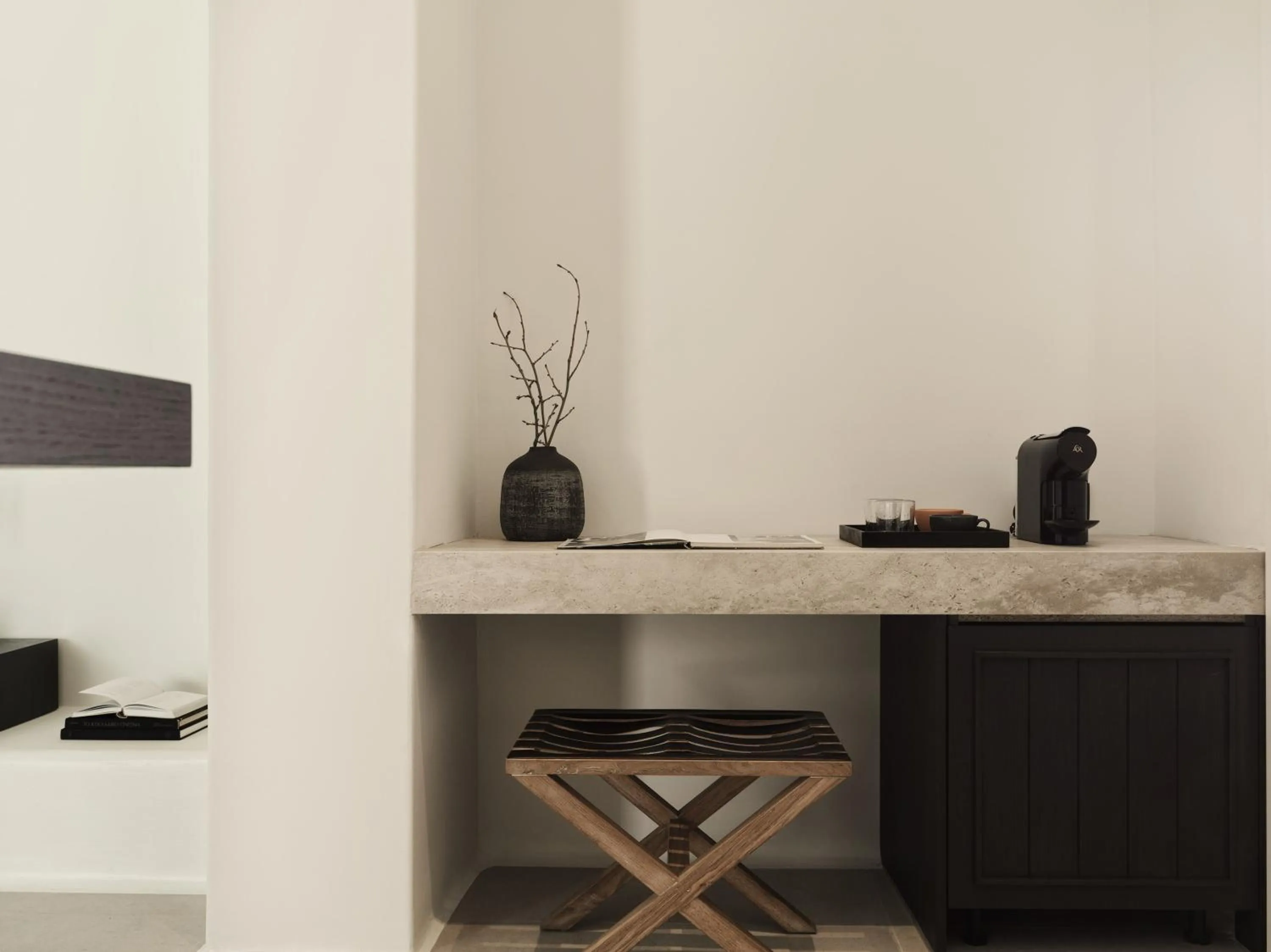 Coffee/tea facilities in Ezio Bo Luxury Living