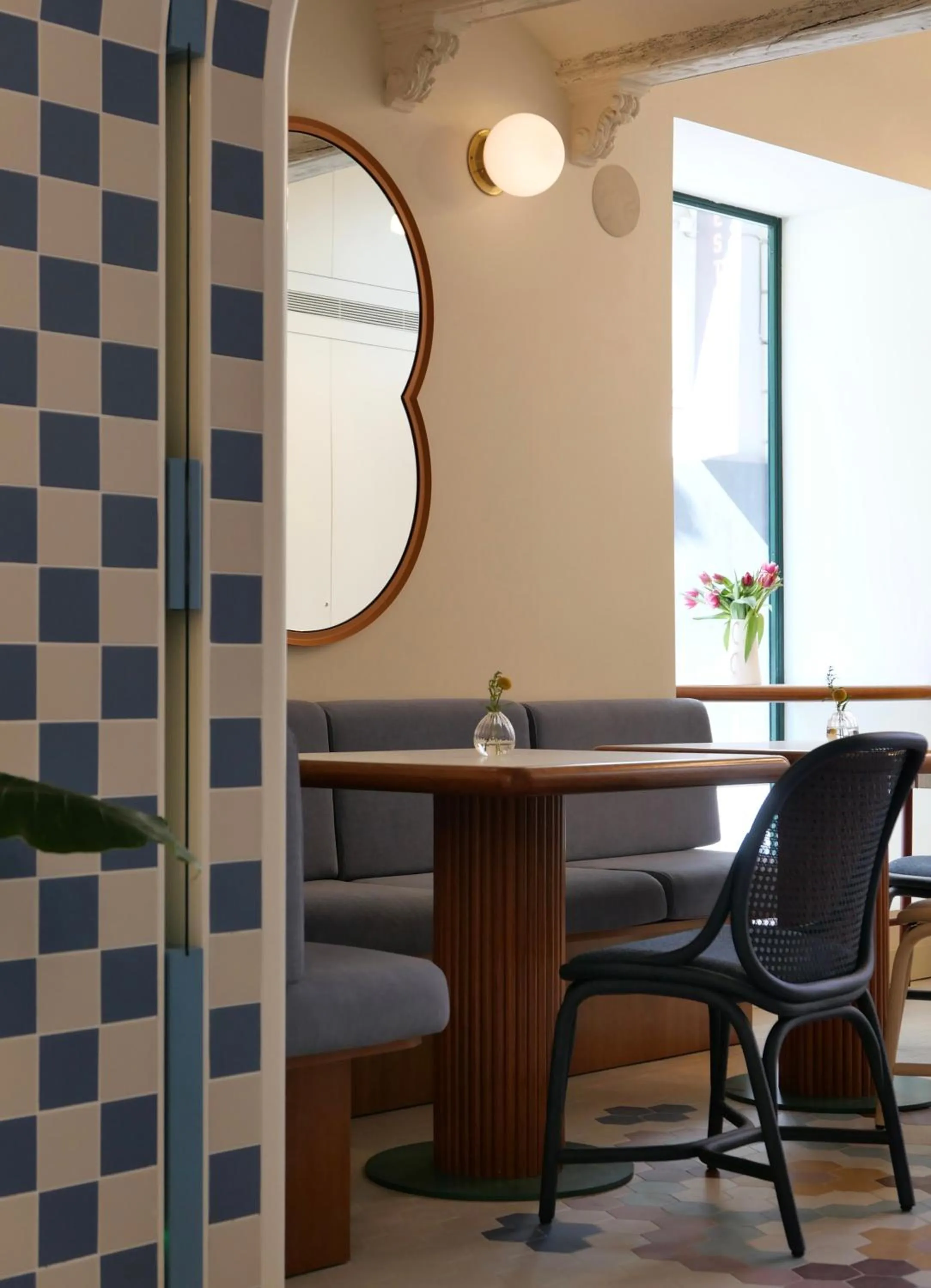 Lounge or bar in Casa Clarita