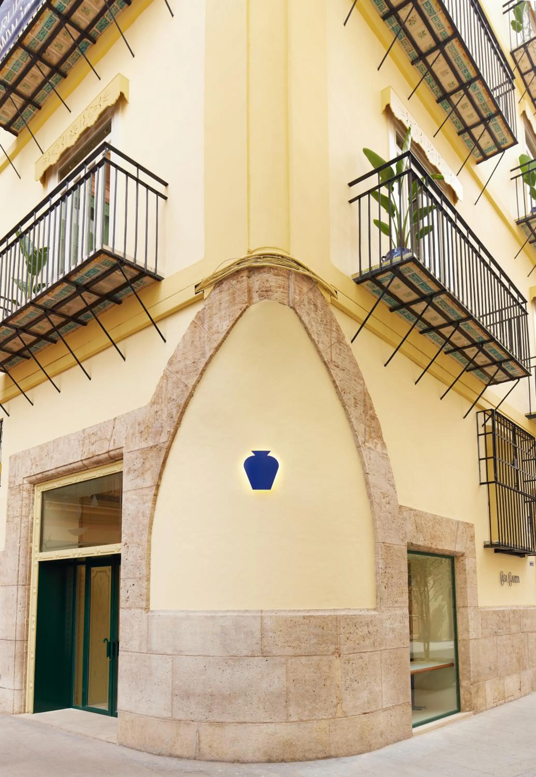 Property building in Casa Clarita