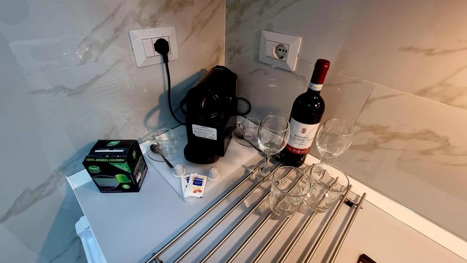 Kitchen or kitchenette in Casa Storica Piazza 5 Giornate