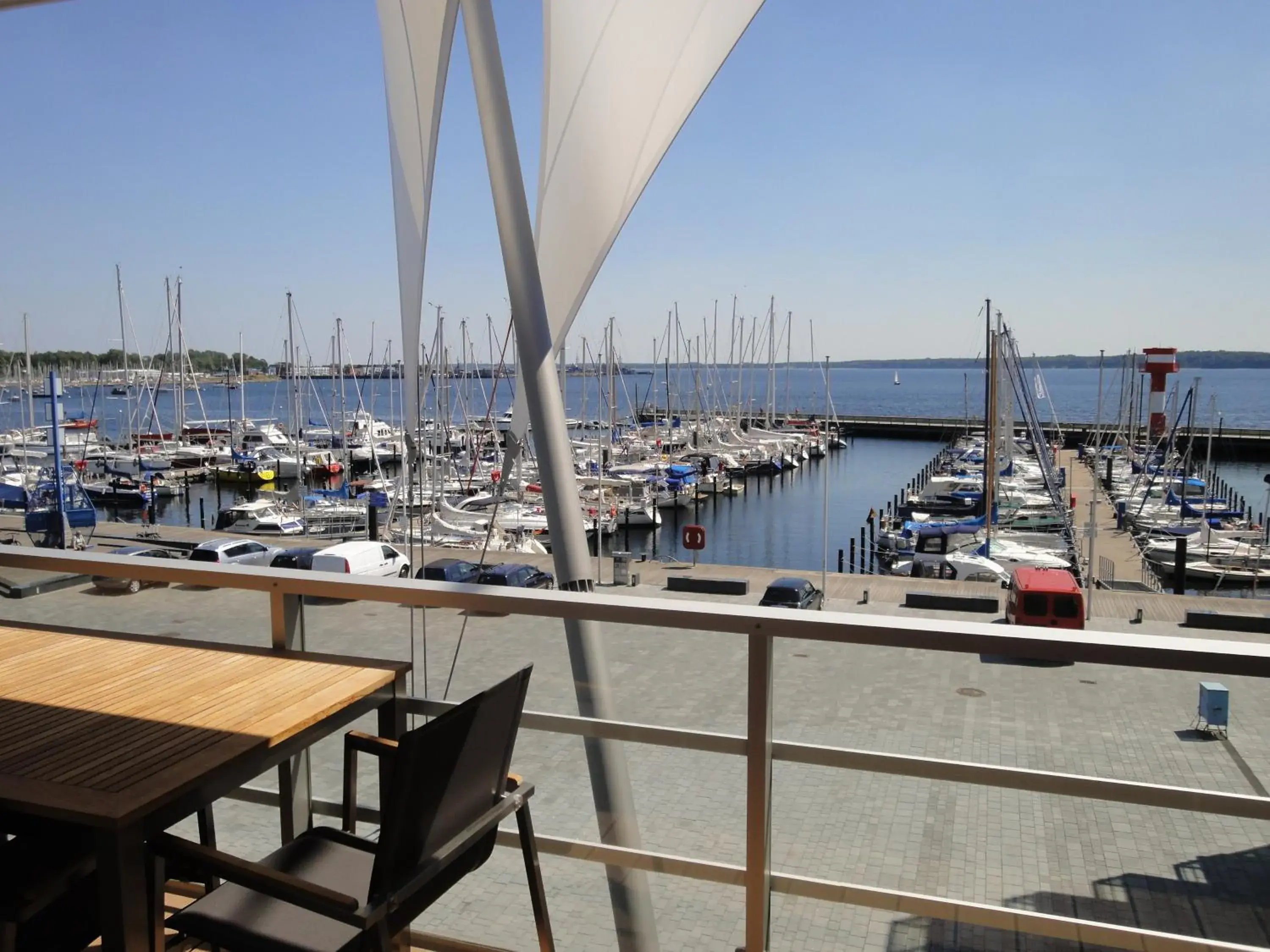 Apartment 22 "Lachende Möwe" mit Sauna, Blickrichtung offene See Apartment 22 "Lachende Möwe" mit Sauna, Blickrichtung offene See