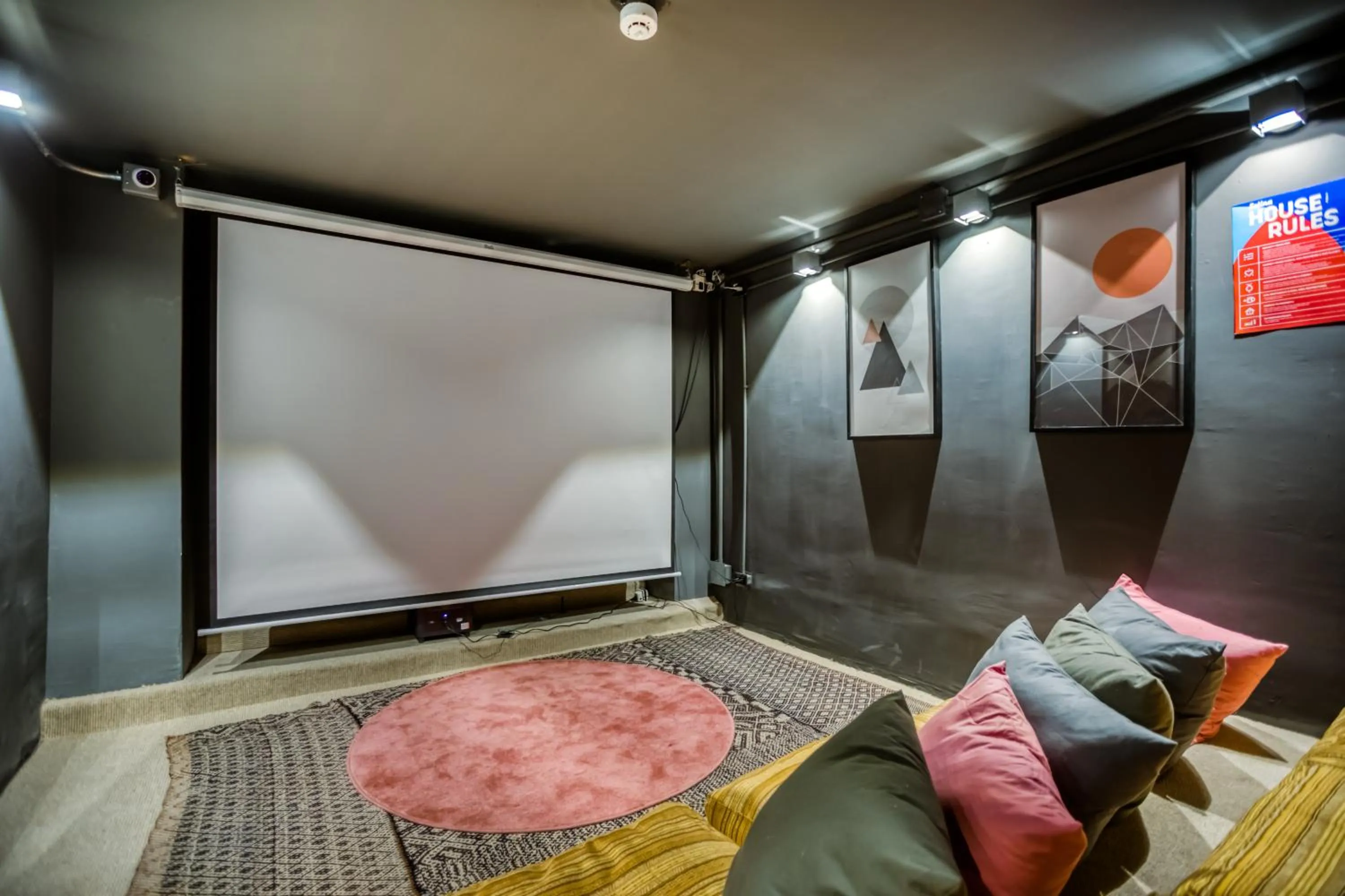 Communal lounge/ TV room, Seating Area in Selina Arequipa