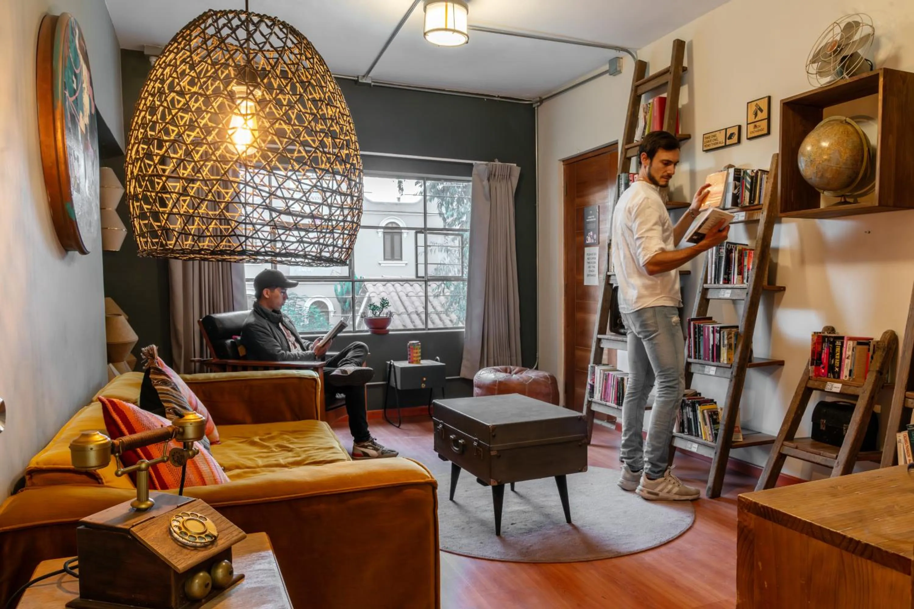 Library in Selina Arequipa