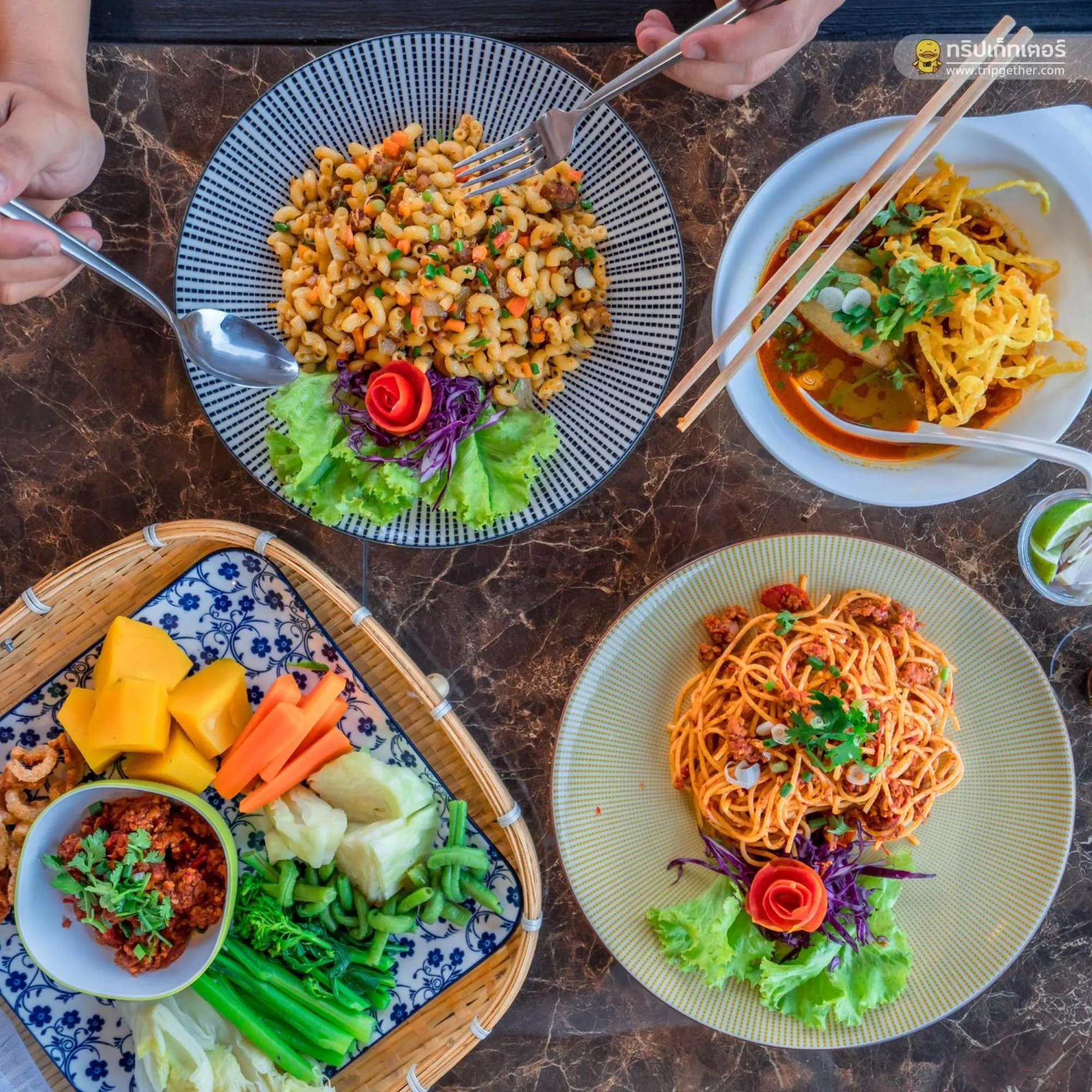 Restaurant/places to eat in Oxy Resort