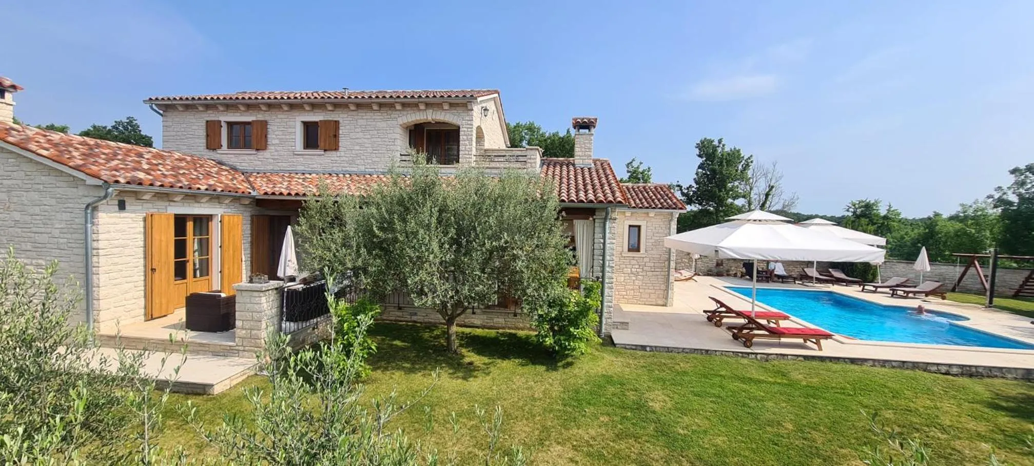 Property building in Villa Stella