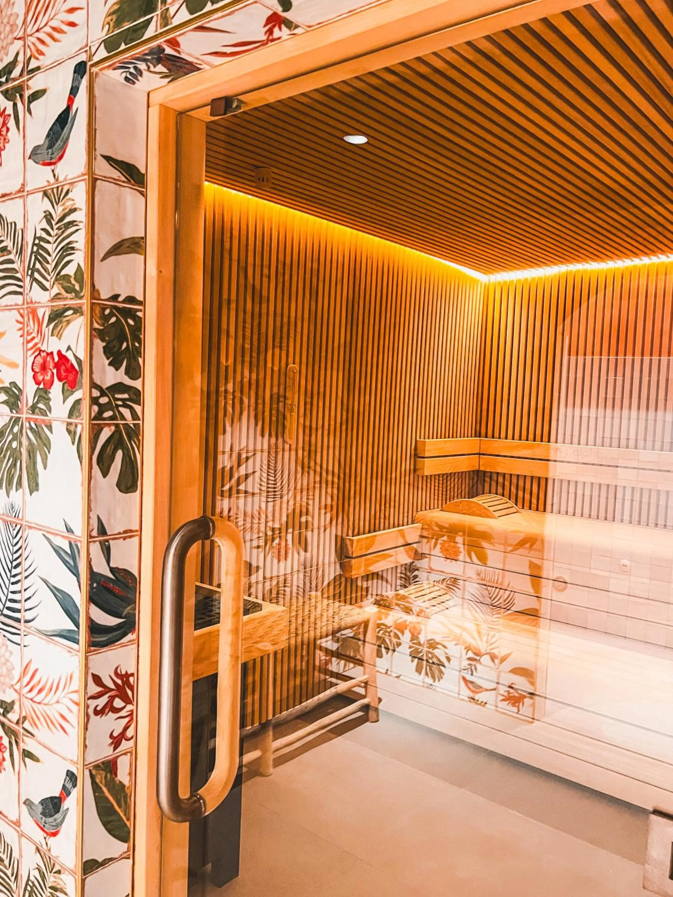 Sauna in Bloom House Hôtel & SPA