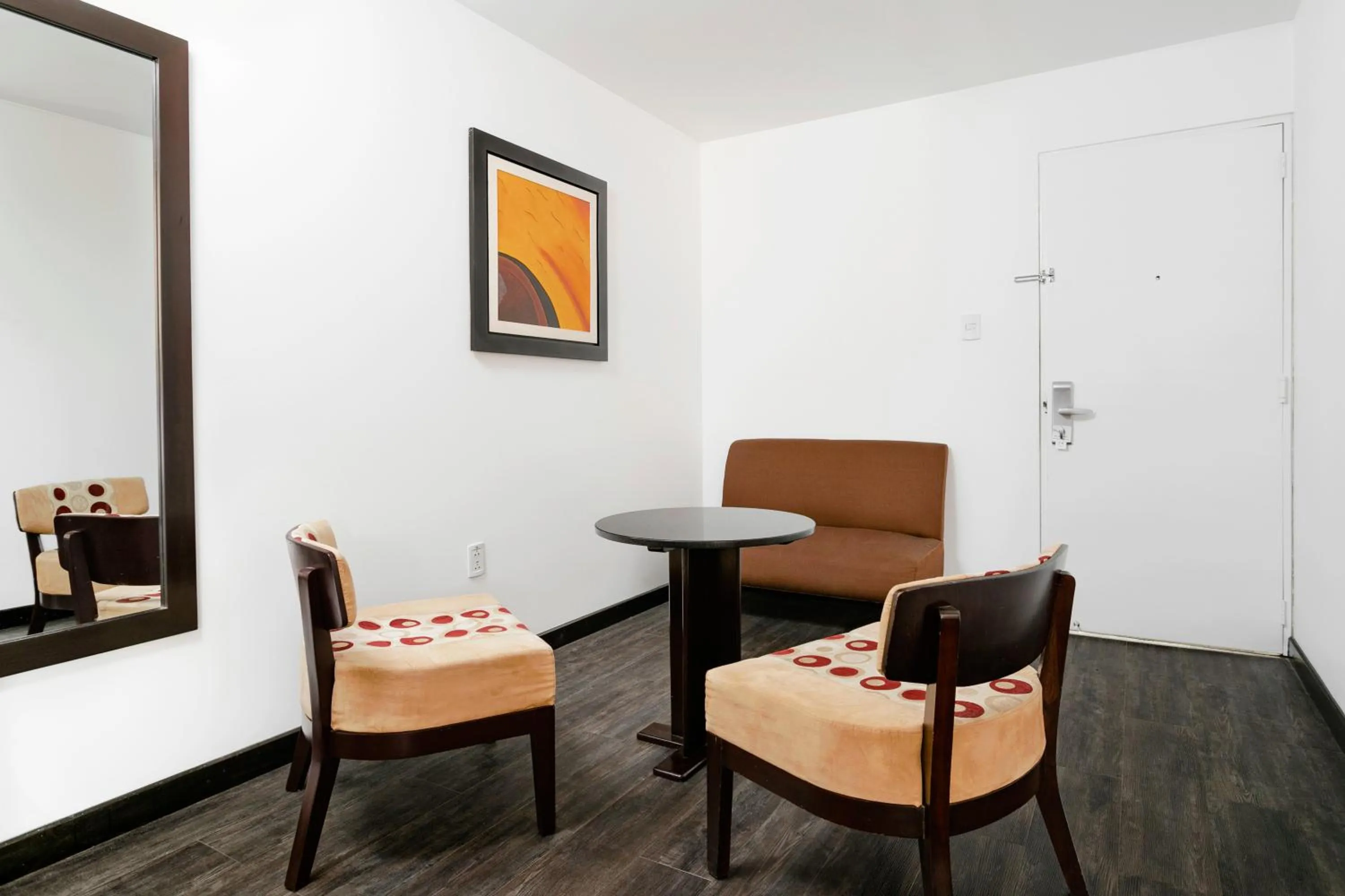 Seating area in Wyndham Costa del Sol Chiclayo