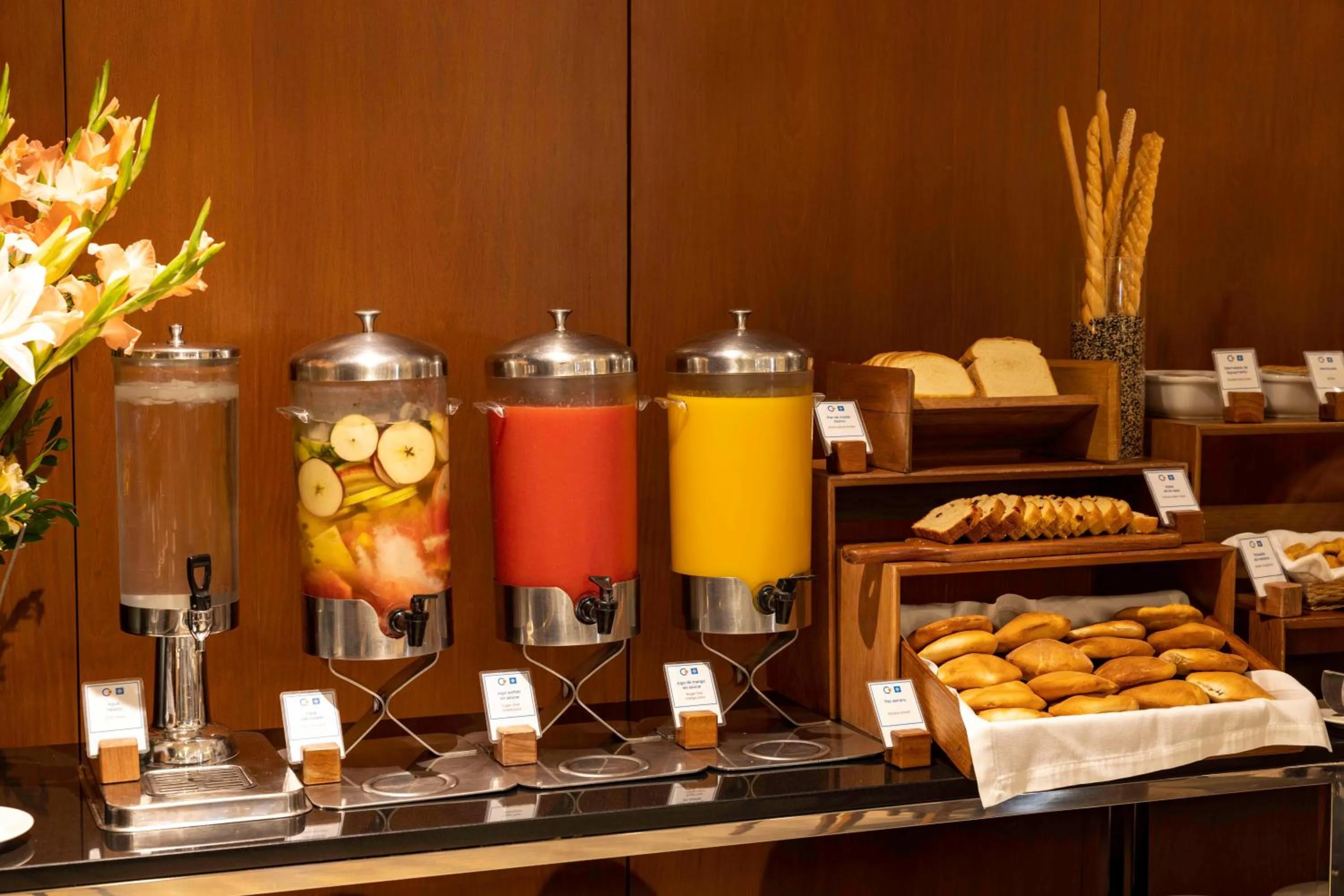 Food and drinks in Wyndham Costa del Sol Cajamarca