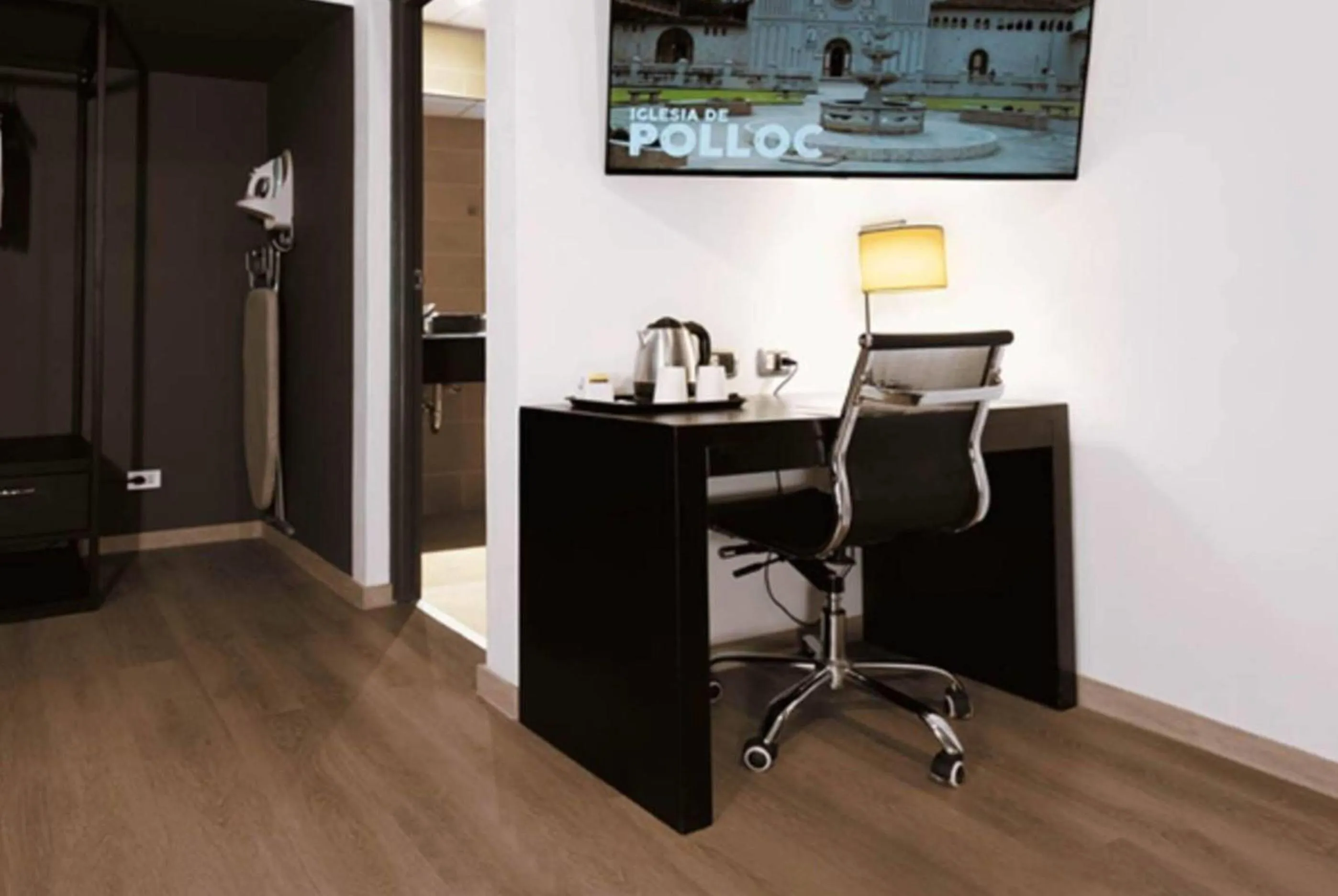 Photo of the whole room in Wyndham Costa del Sol Cajamarca