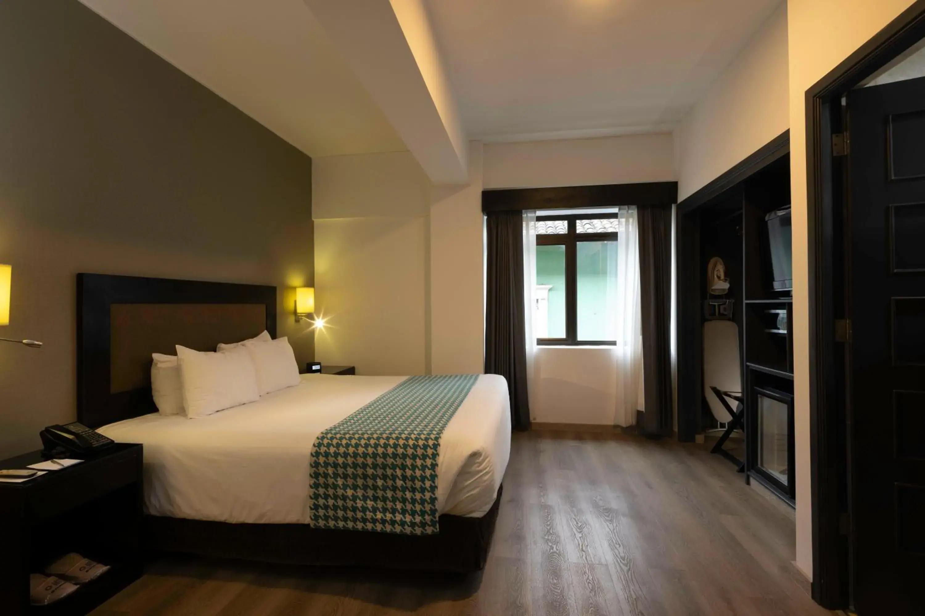 Superior King Room - single occupancy in Wyndham Costa del Sol Cajamarca Superior King Room - single occupancy in Wyndham Costa del Sol Cajamarca