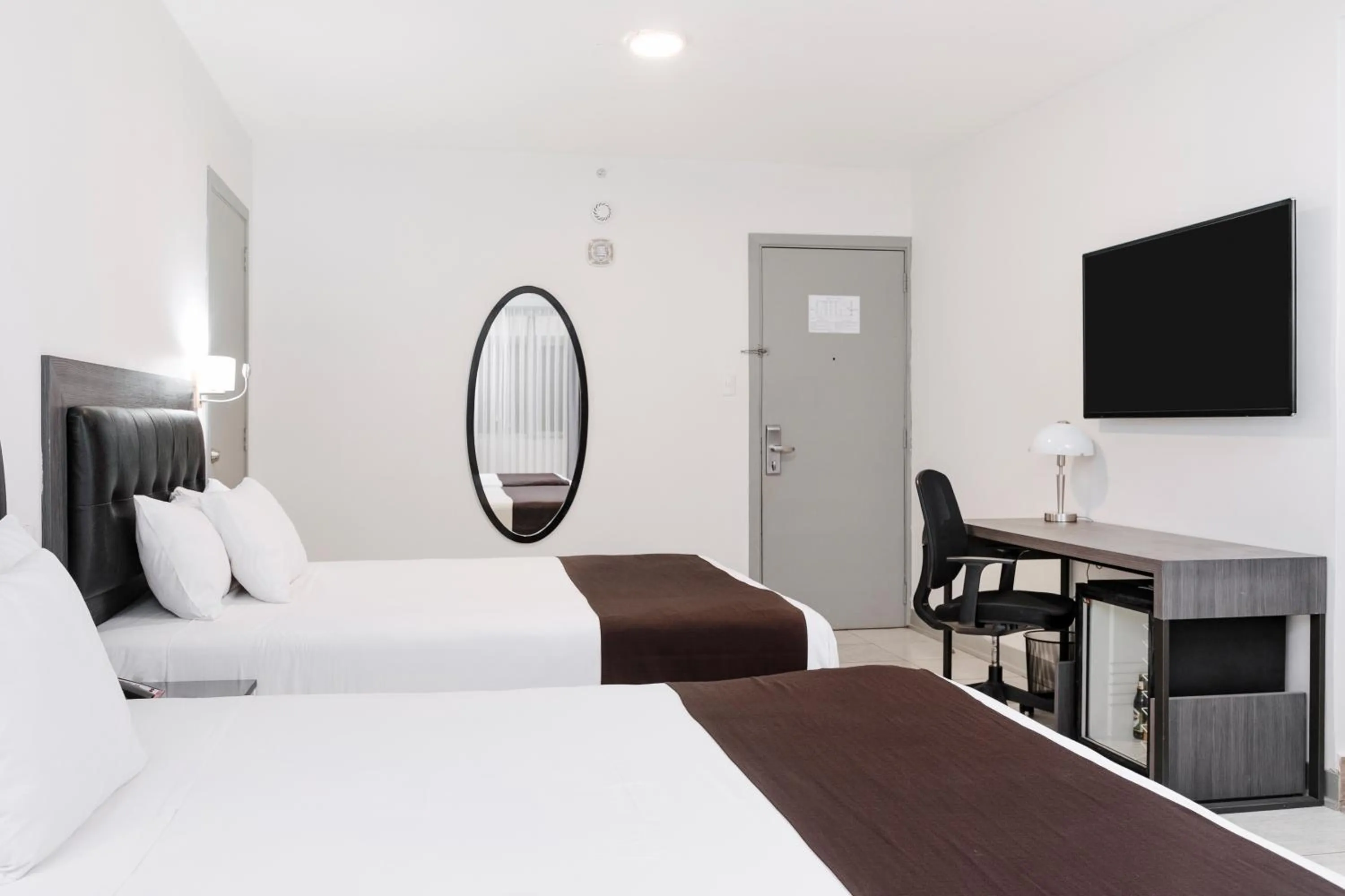 Bedroom, Bed in Wyndham Costa del Sol Tumbes