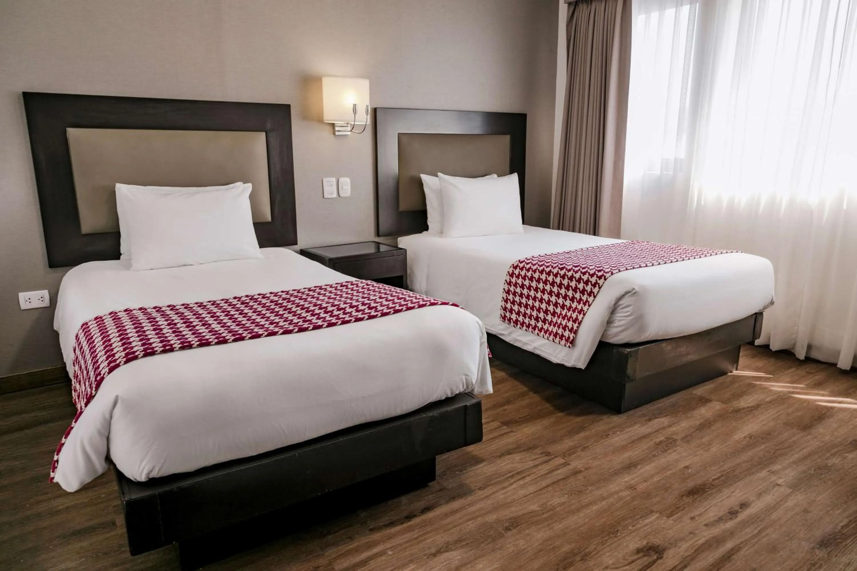 Photo of the whole room, Bed in Wyndham Costa del Sol Piura