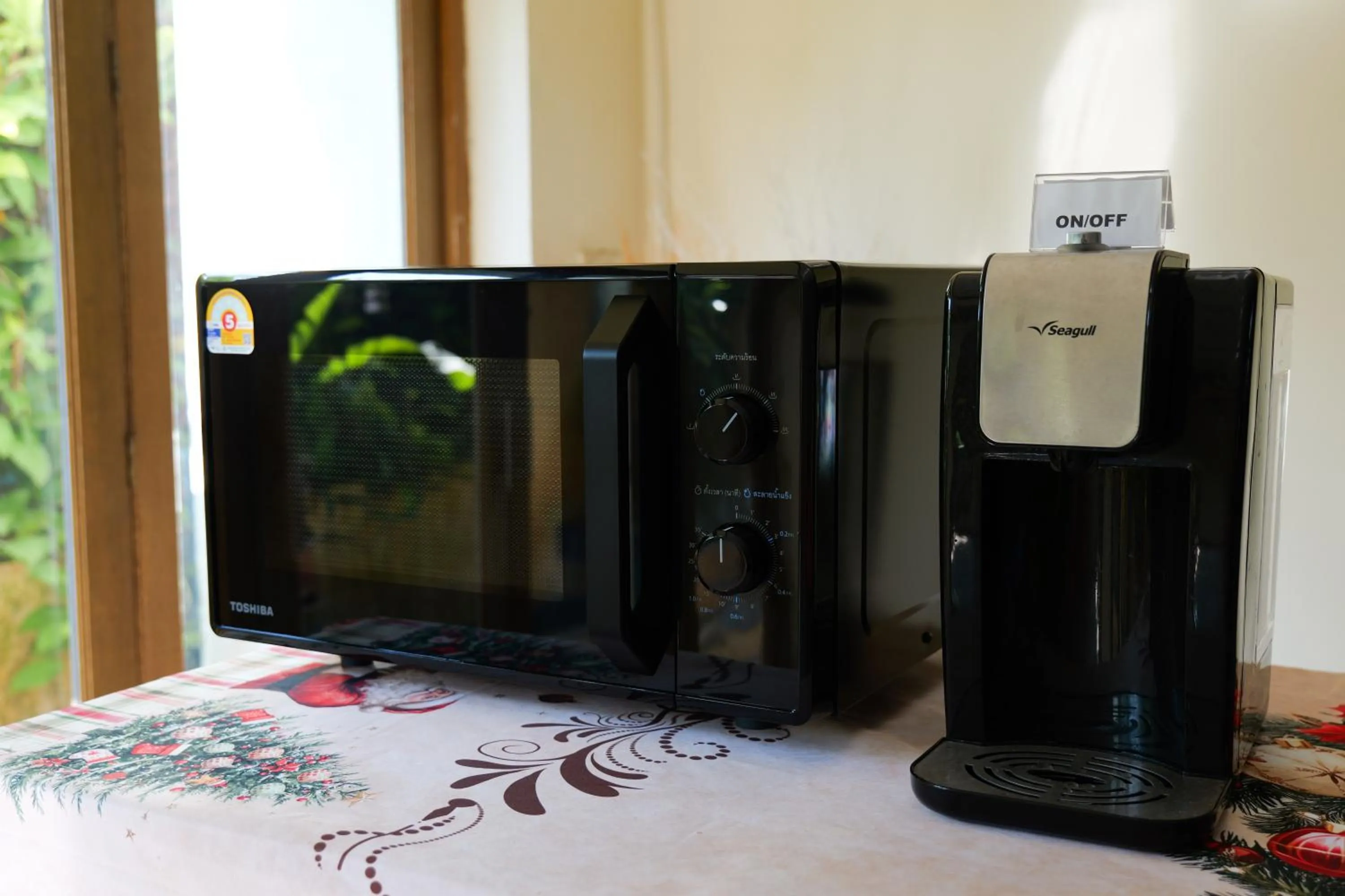 Dining area in โรงแรมมูนแอนด์ซัน Moon and Sun Hotel