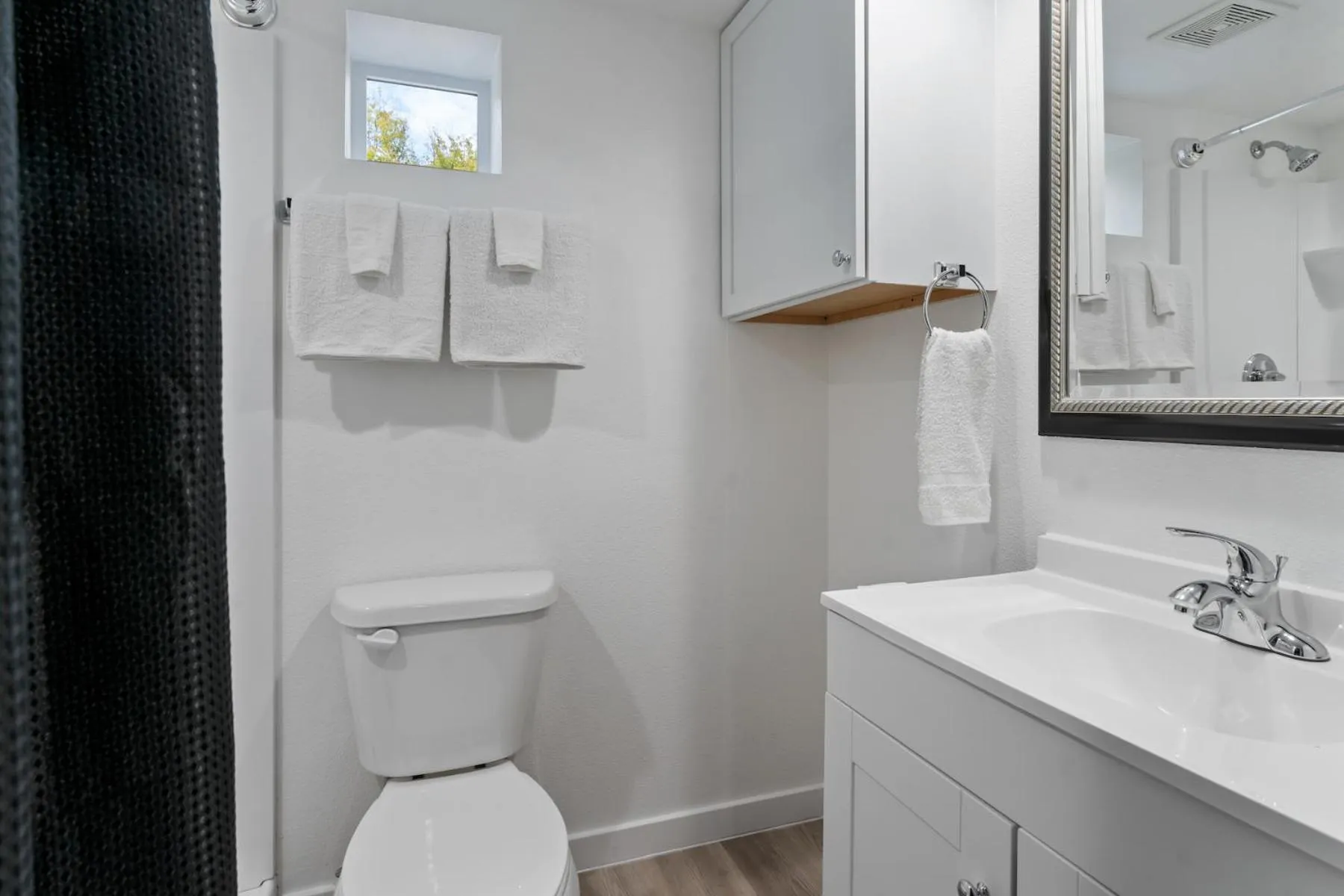 Toilet in Extended Stay Gun Barrel City