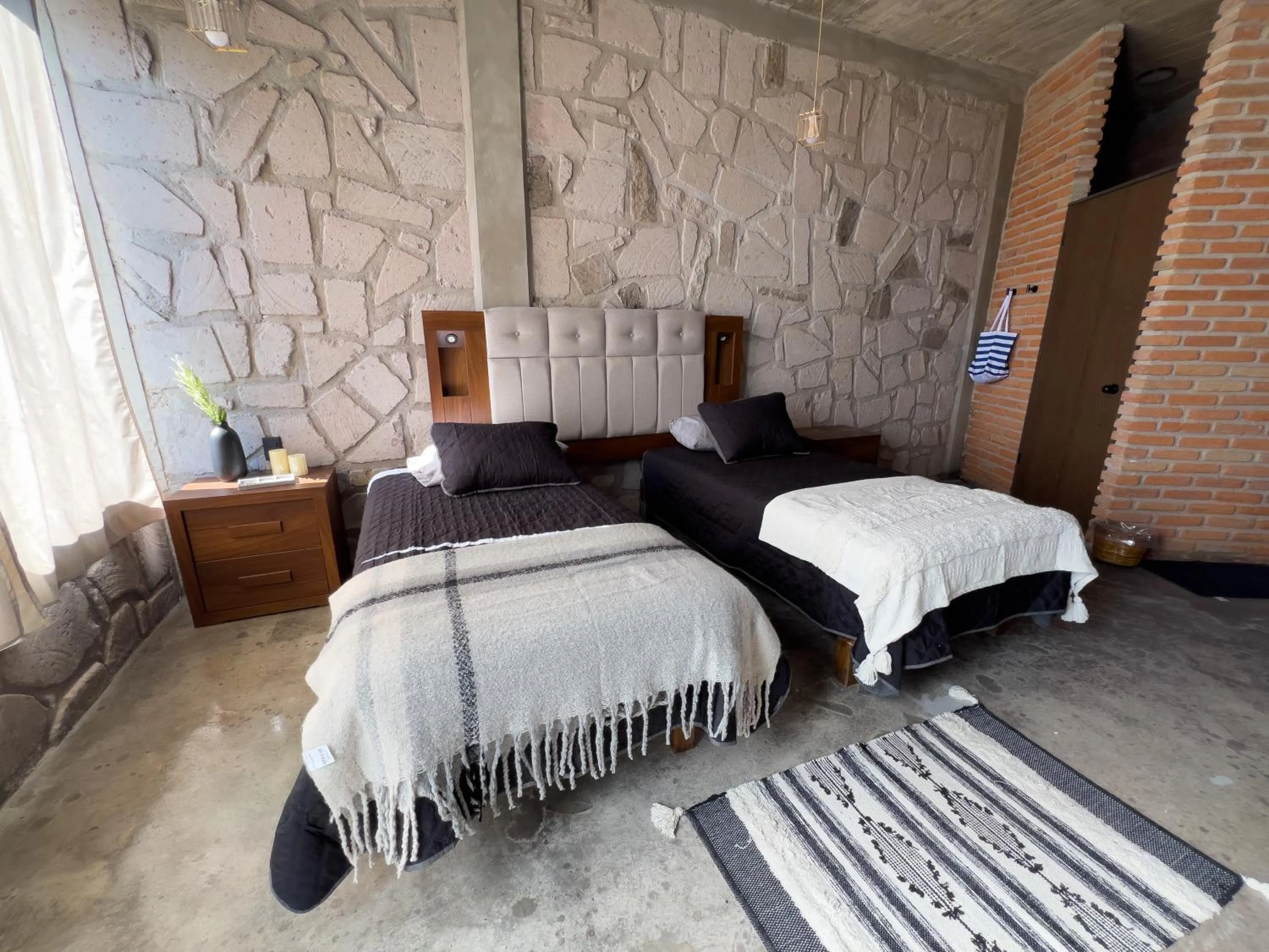 Photo of the whole room, Bed in Dos Aguas Hotel Boutique