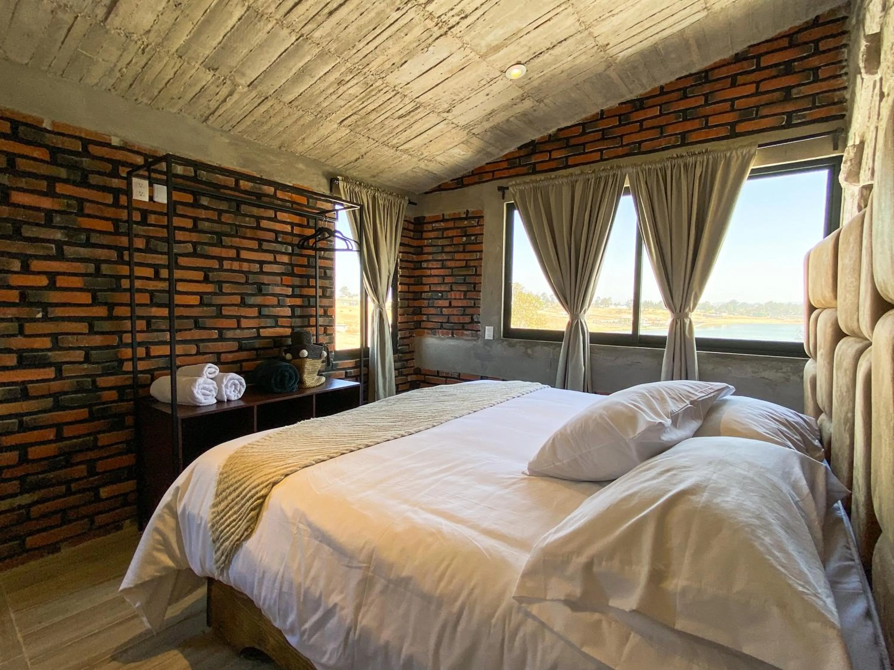 Photo of the whole room, Bed in Dos Aguas Hotel Boutique