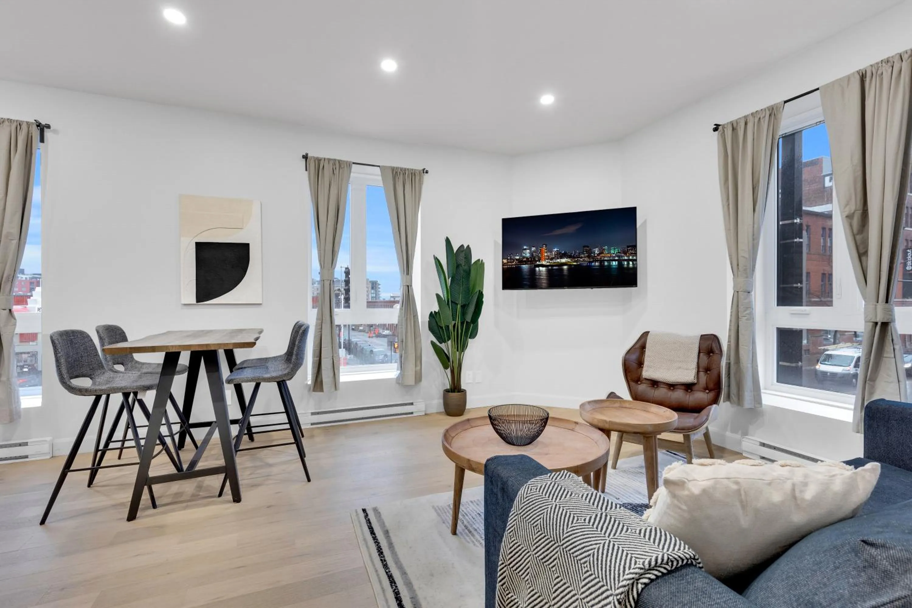 Deluxe Suites Downtown Montreal