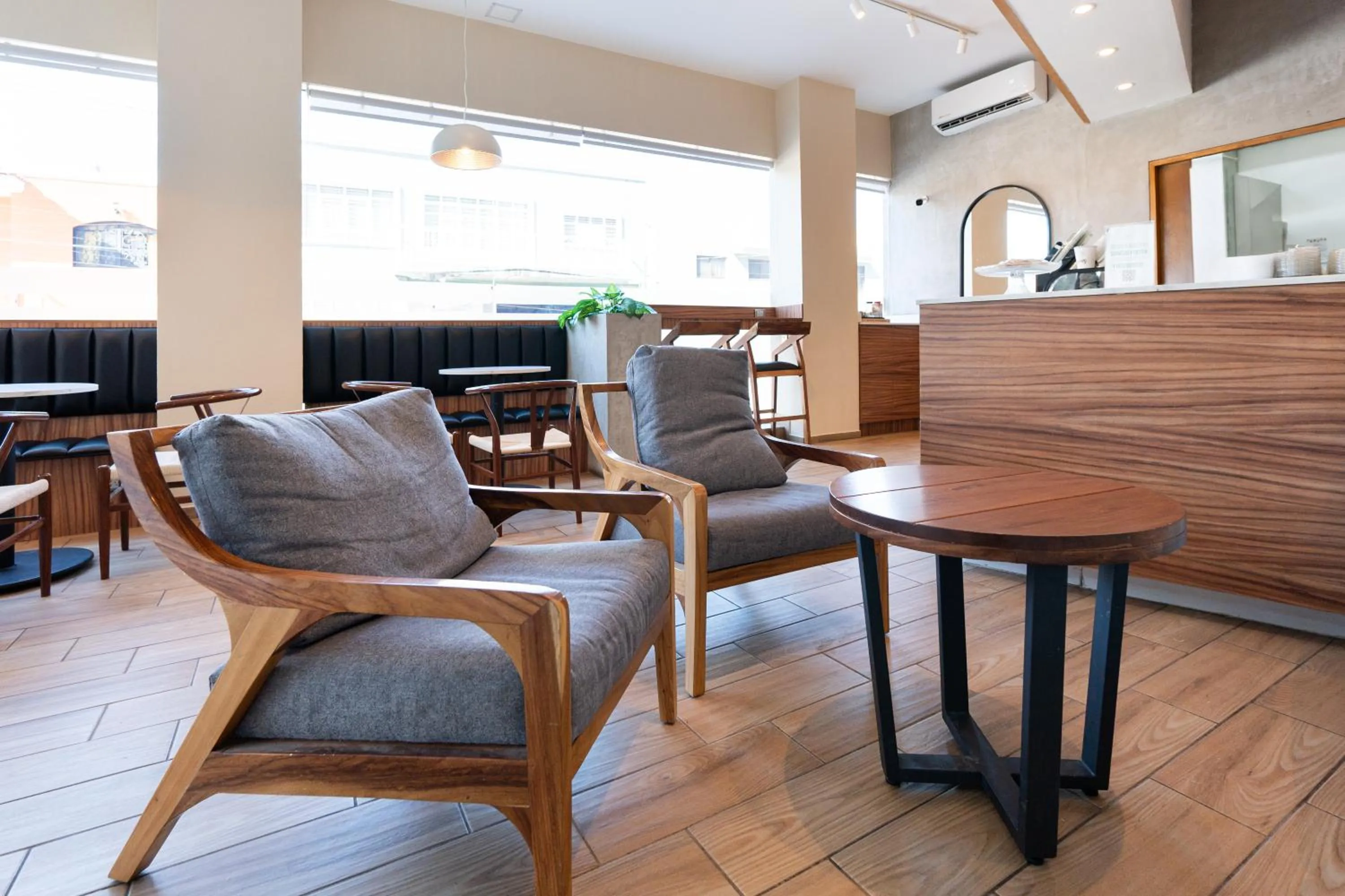 Restaurant/places to eat in Hotel GRALTA