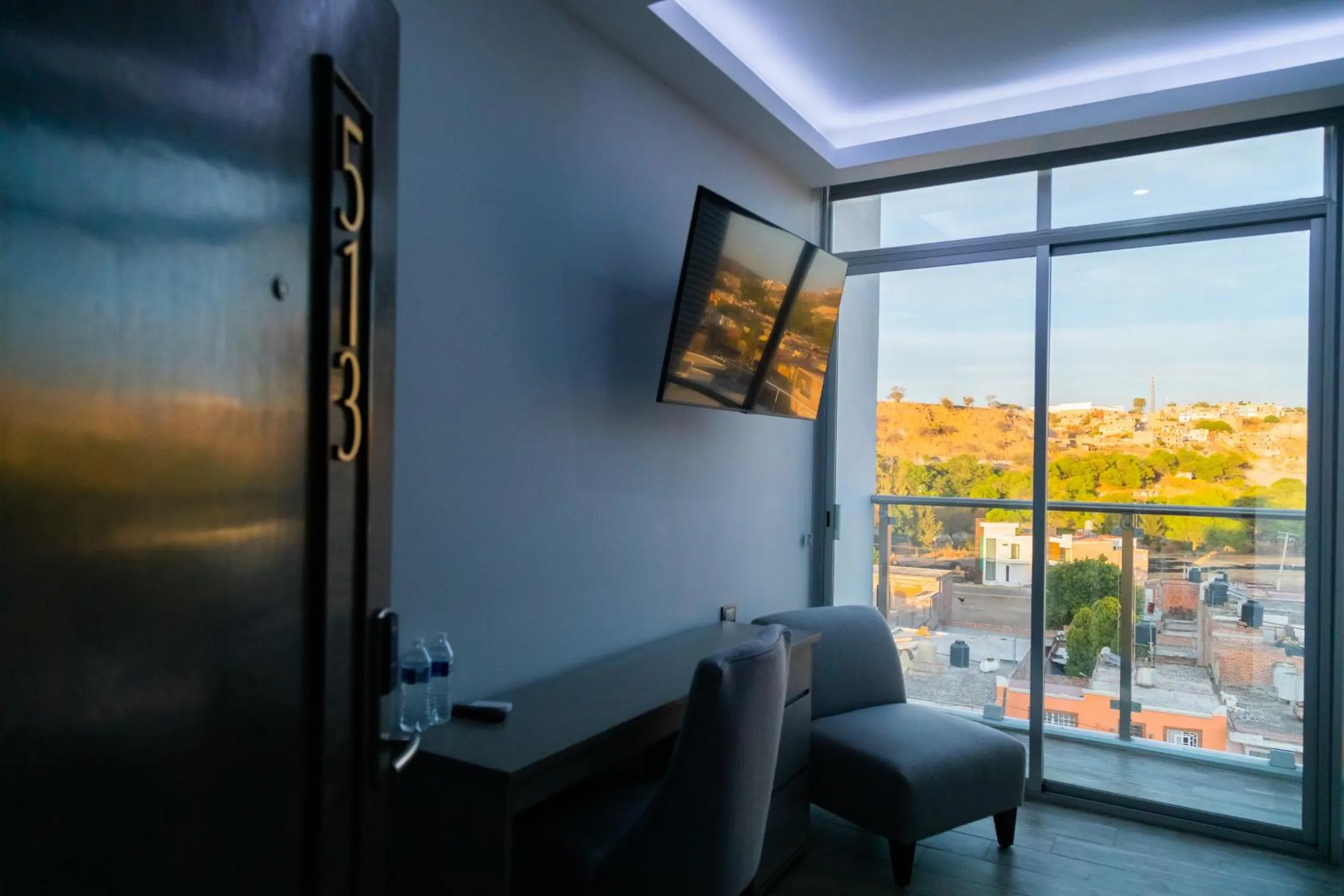 Seating area in Hotel GRALTA