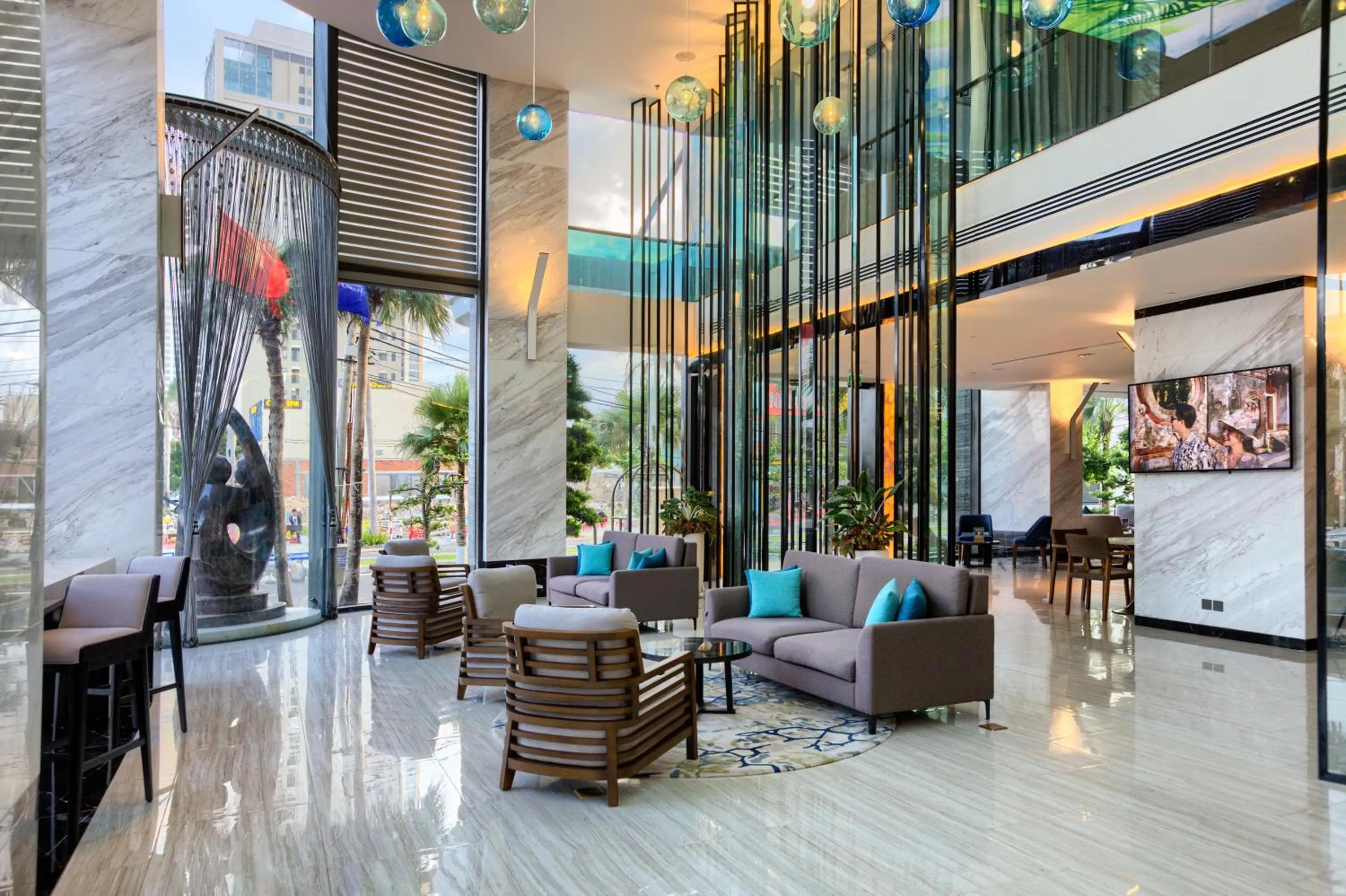 Lobby or reception in Hilton Garden Inn Da Nang