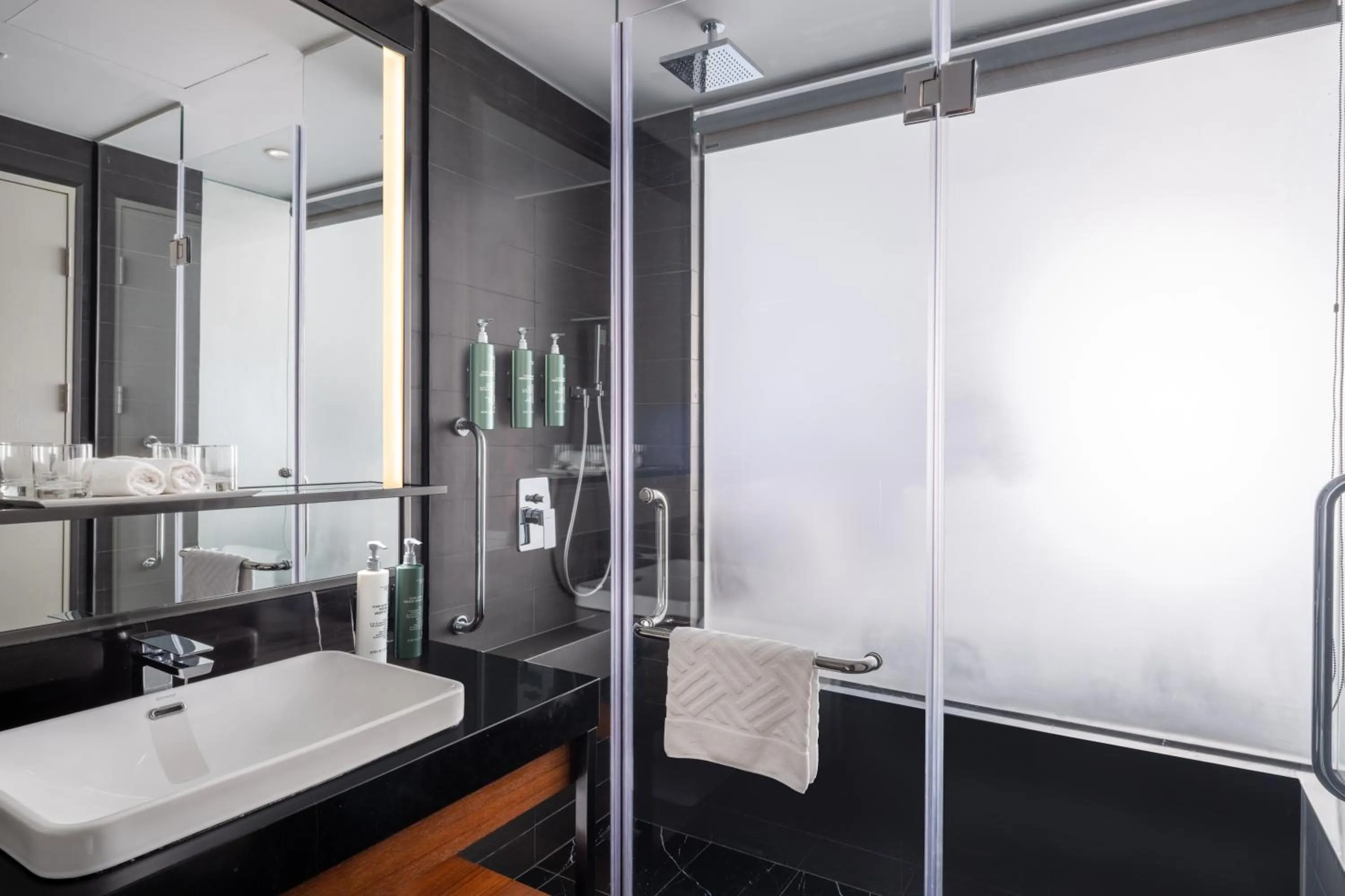 Bathroom in Hilton Garden Inn Da Nang