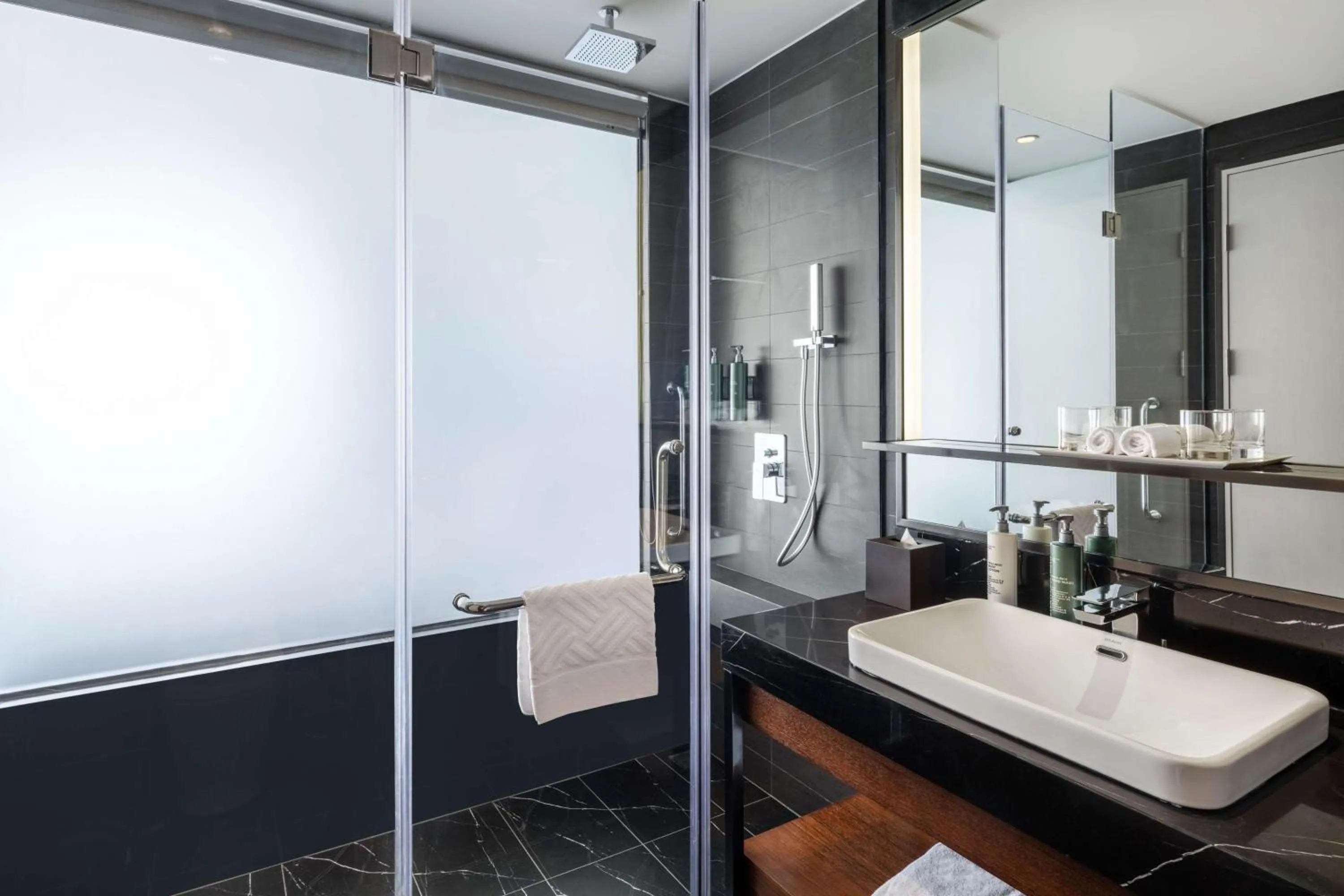 Bathroom in Hilton Garden Inn Da Nang