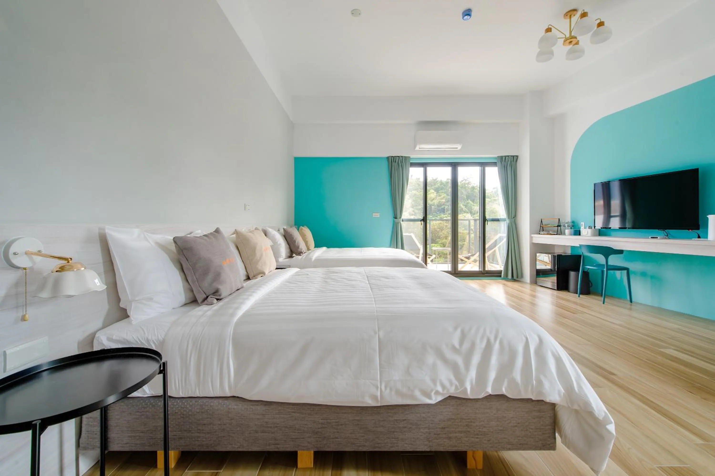 Bedroom, Bed in Water House