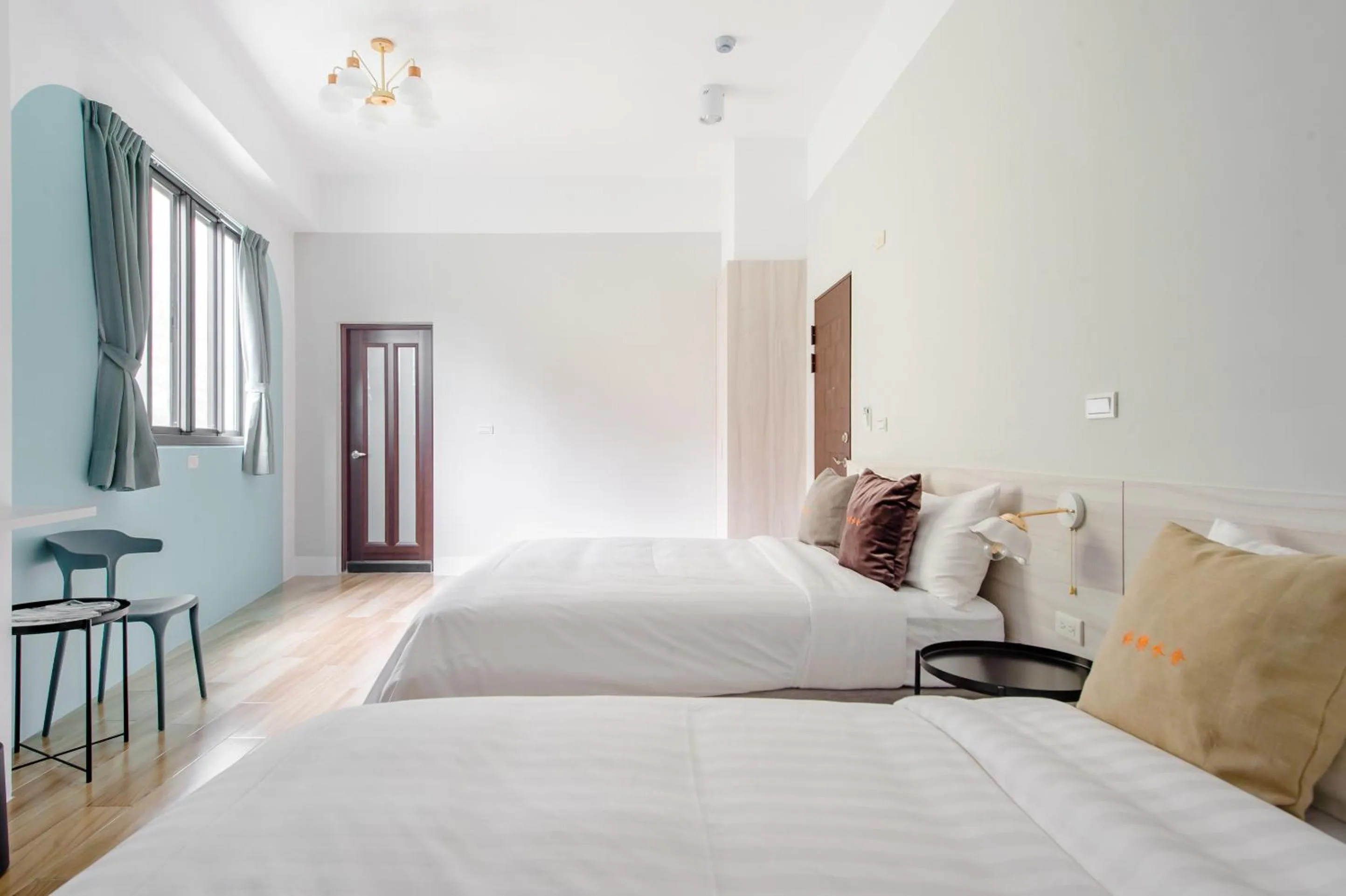 Bedroom, Bed in Water House