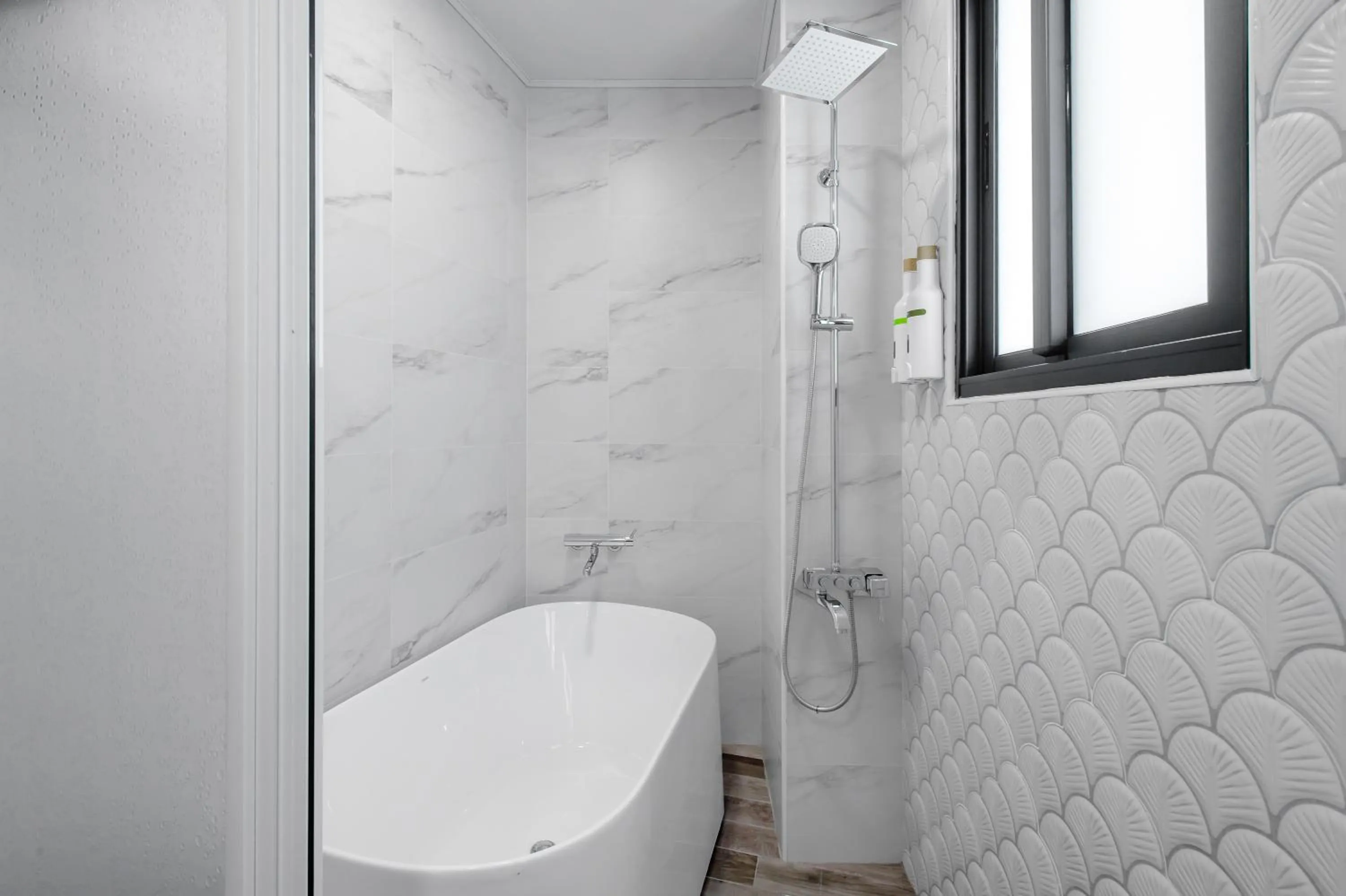 Shower in Water House