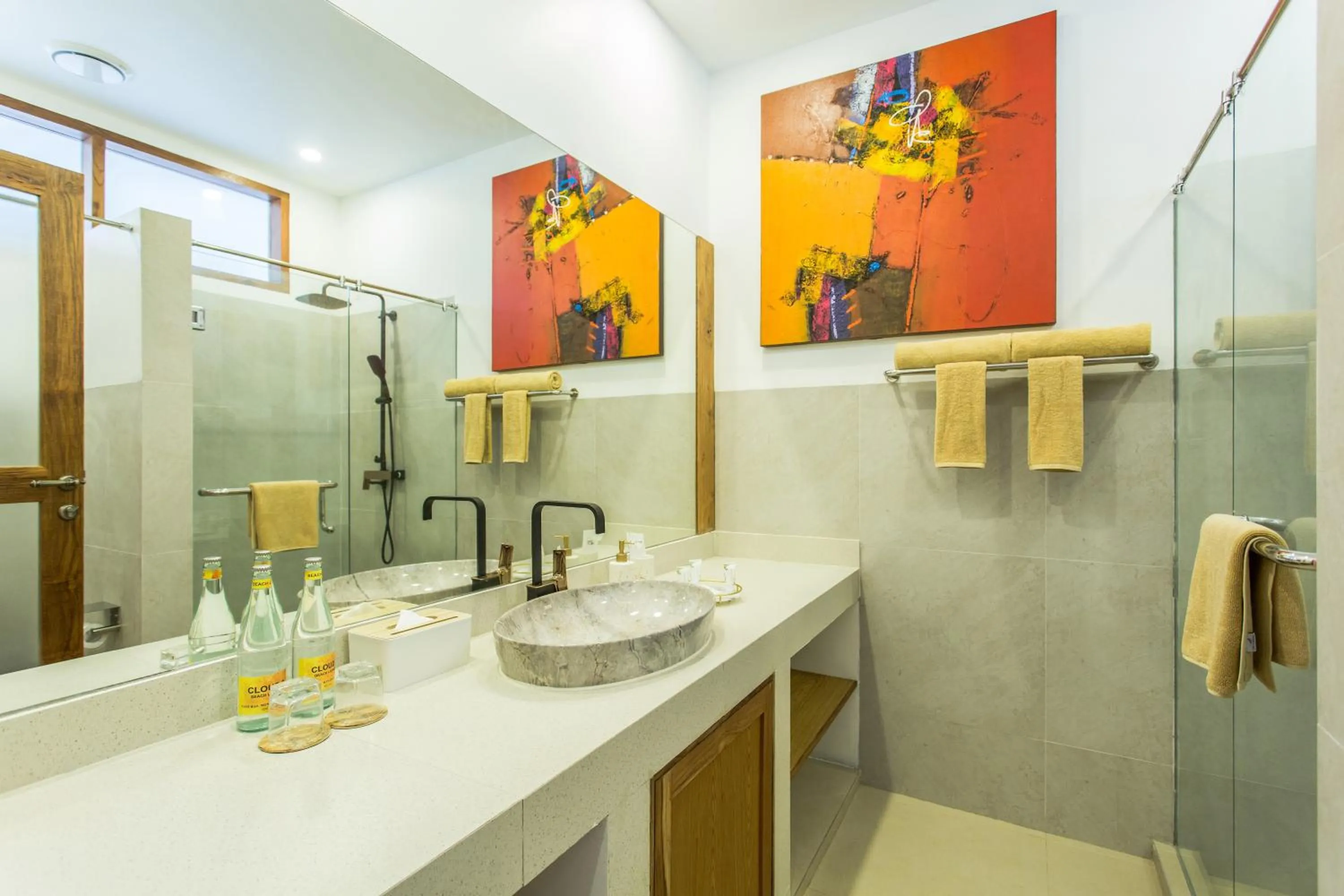 Bathroom in Pearl Sunset Resort - Sunset Moments, Adults Only