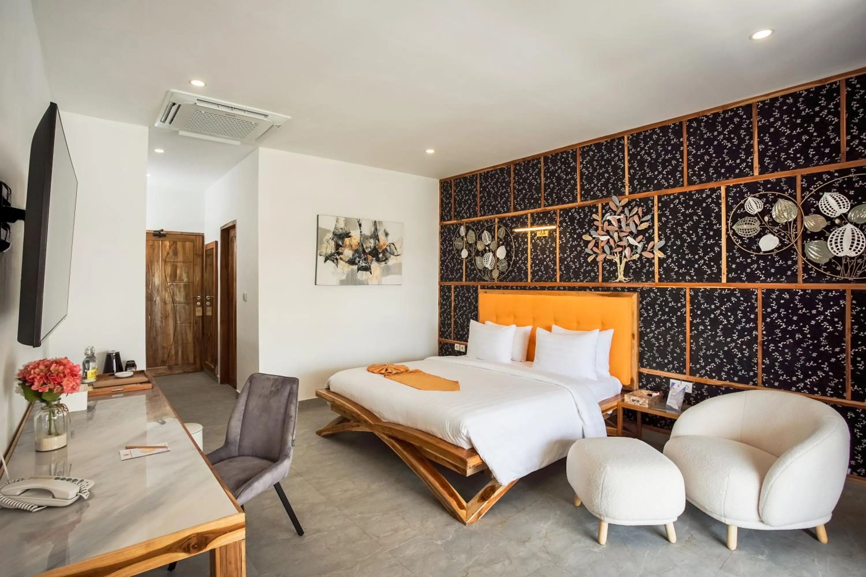 Bedroom, Bed in Pearl Sunset Resort - Sunset Moments, Adults Only